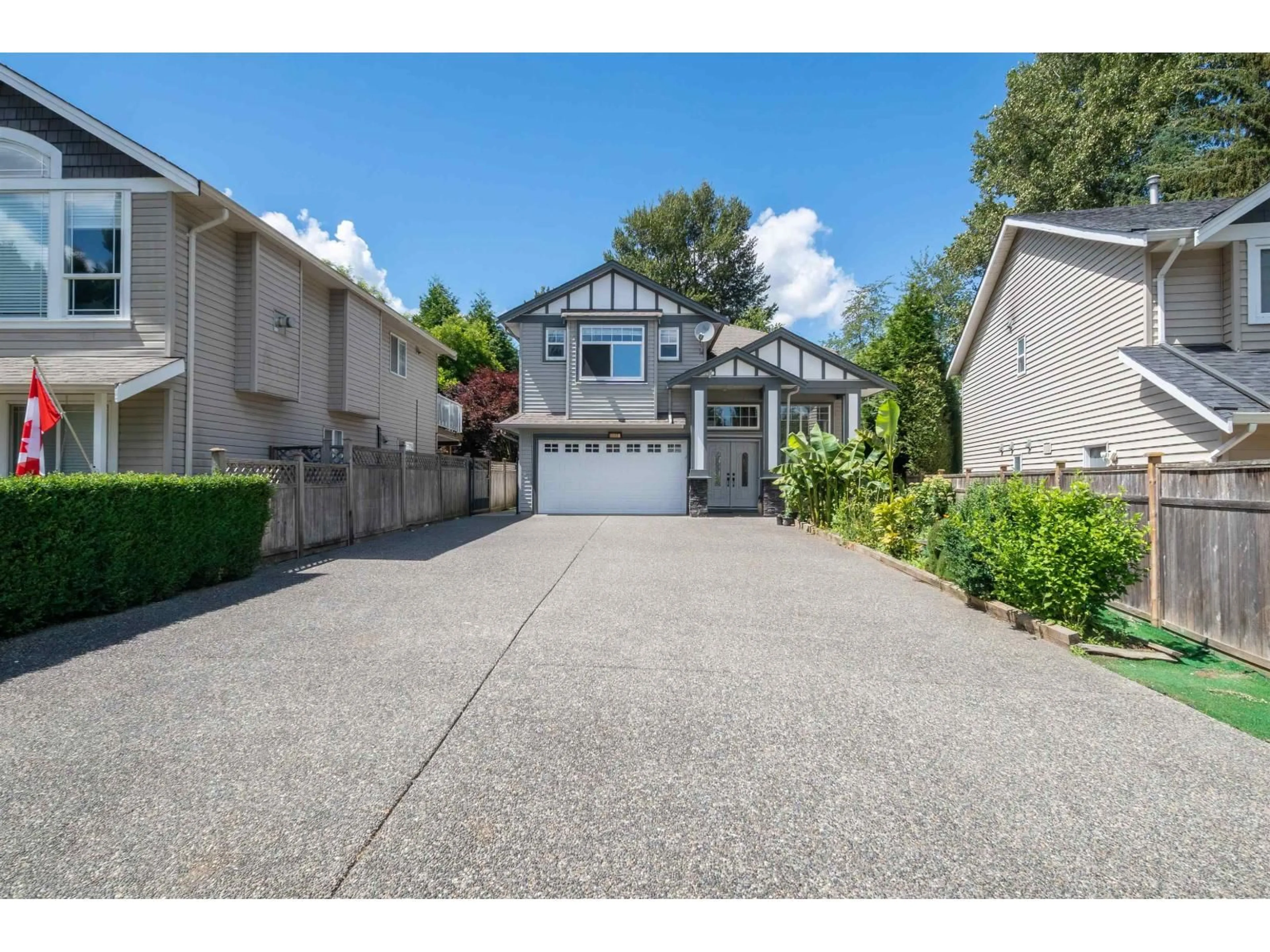 A pic from outside/outdoor area/front of a property/back of a property/a pic from drone, street for 3295 273 STREET, Langley British Columbia V4W3H9
