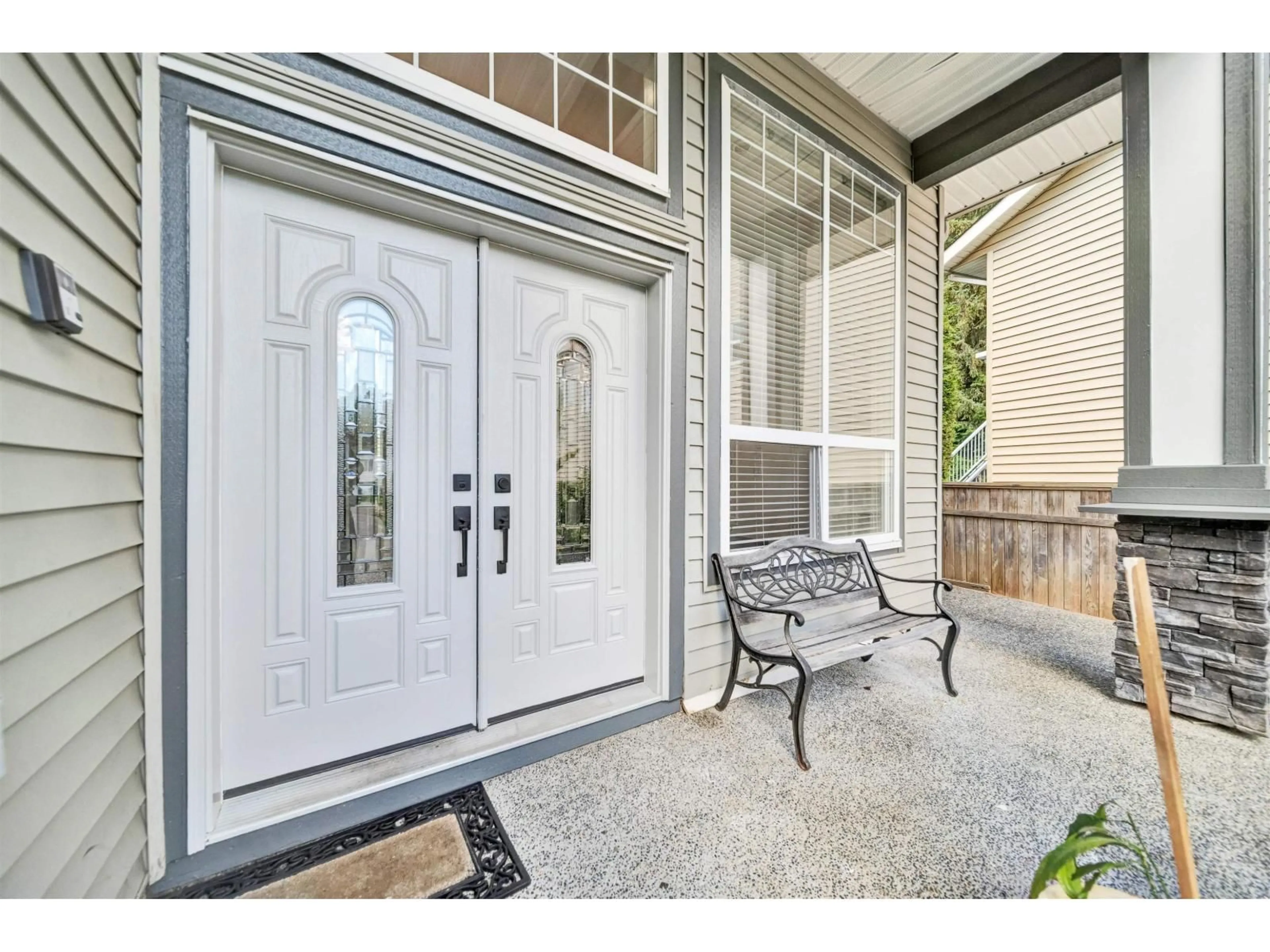 Indoor entryway for 3295 273 STREET, Langley British Columbia V4W3H9