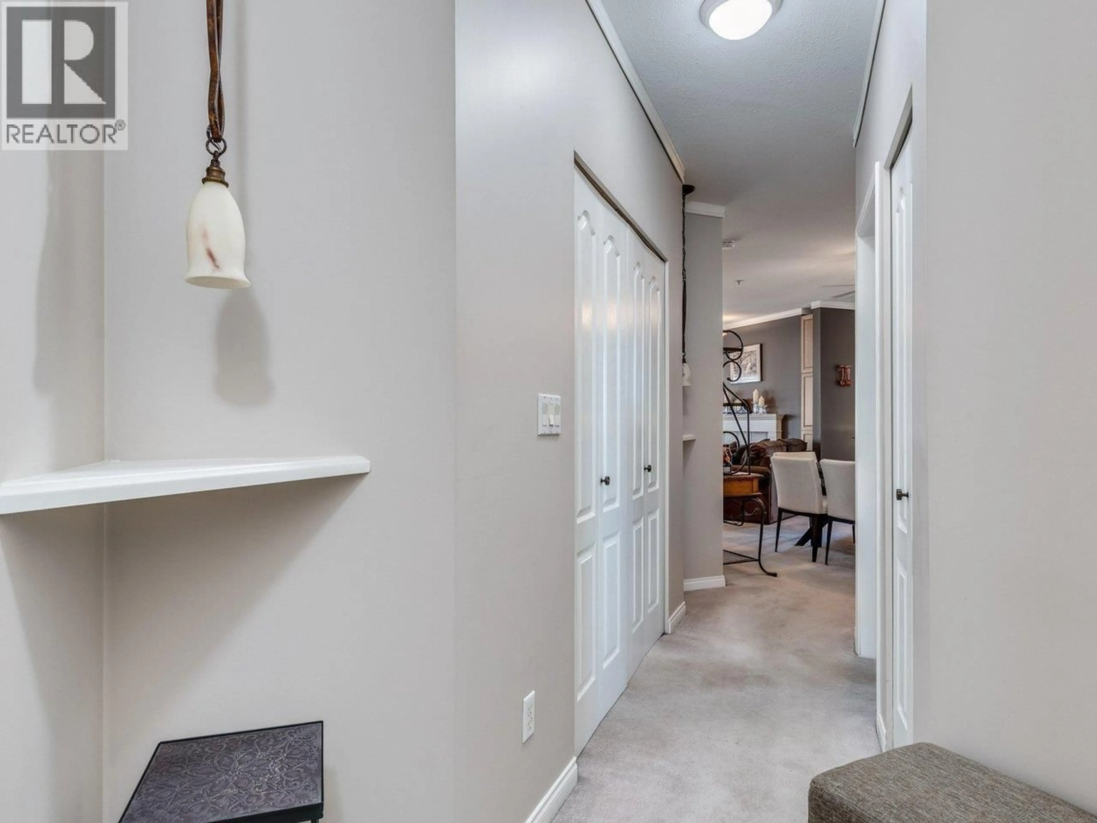Indoor entryway for 203 - 19091 MCMYN ROAD, Pitt Meadows British Columbia V3Y2S8