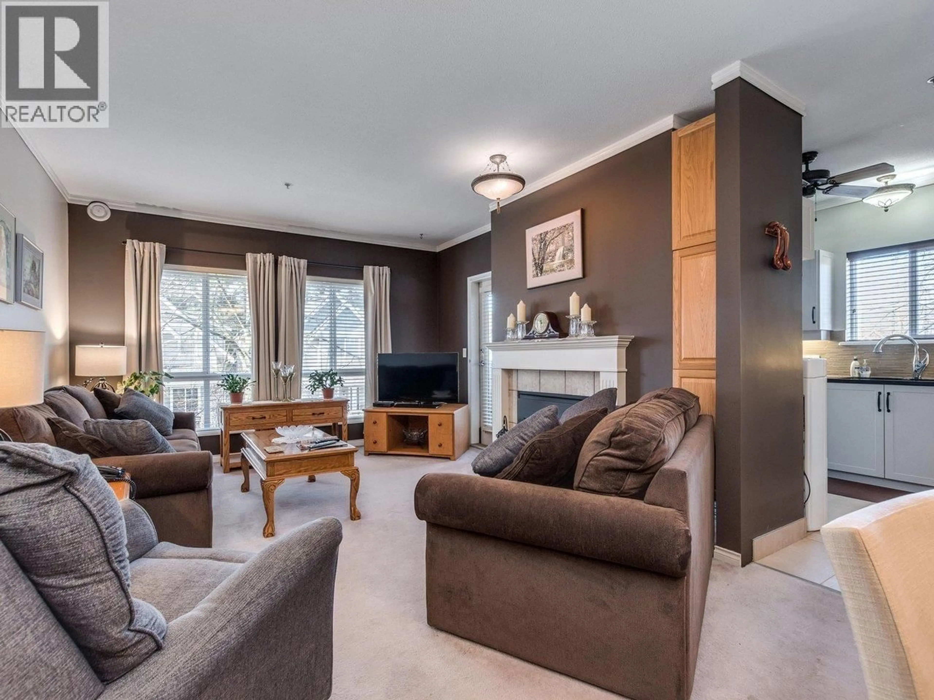 Living room with furniture, unknown for 203 - 19091 MCMYN ROAD, Pitt Meadows British Columbia V3Y2S8