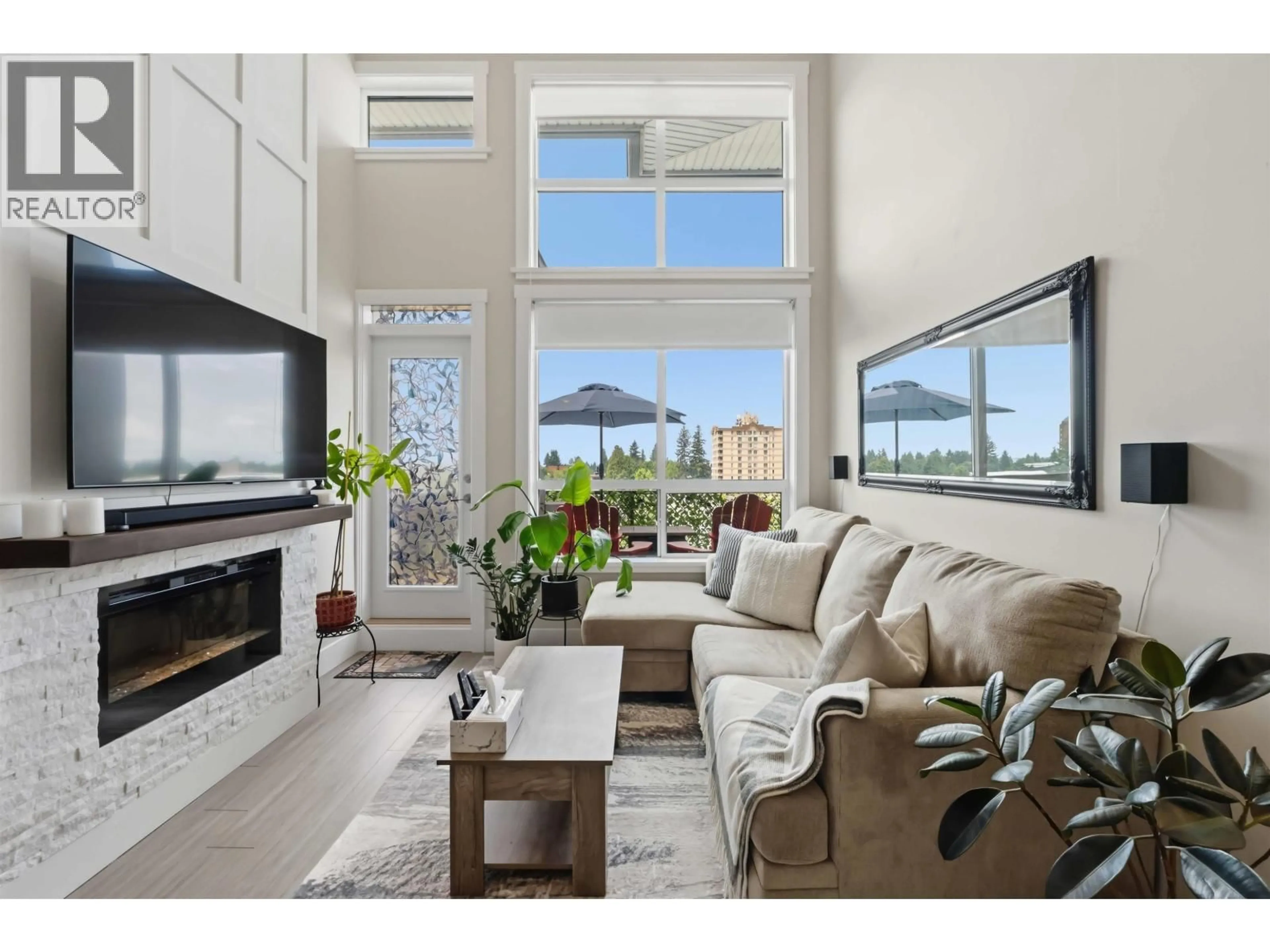 Living room with furniture, unknown for 607 - 22335 MCINTOSH AVENUE, Maple Ridge British Columbia V2X3C2