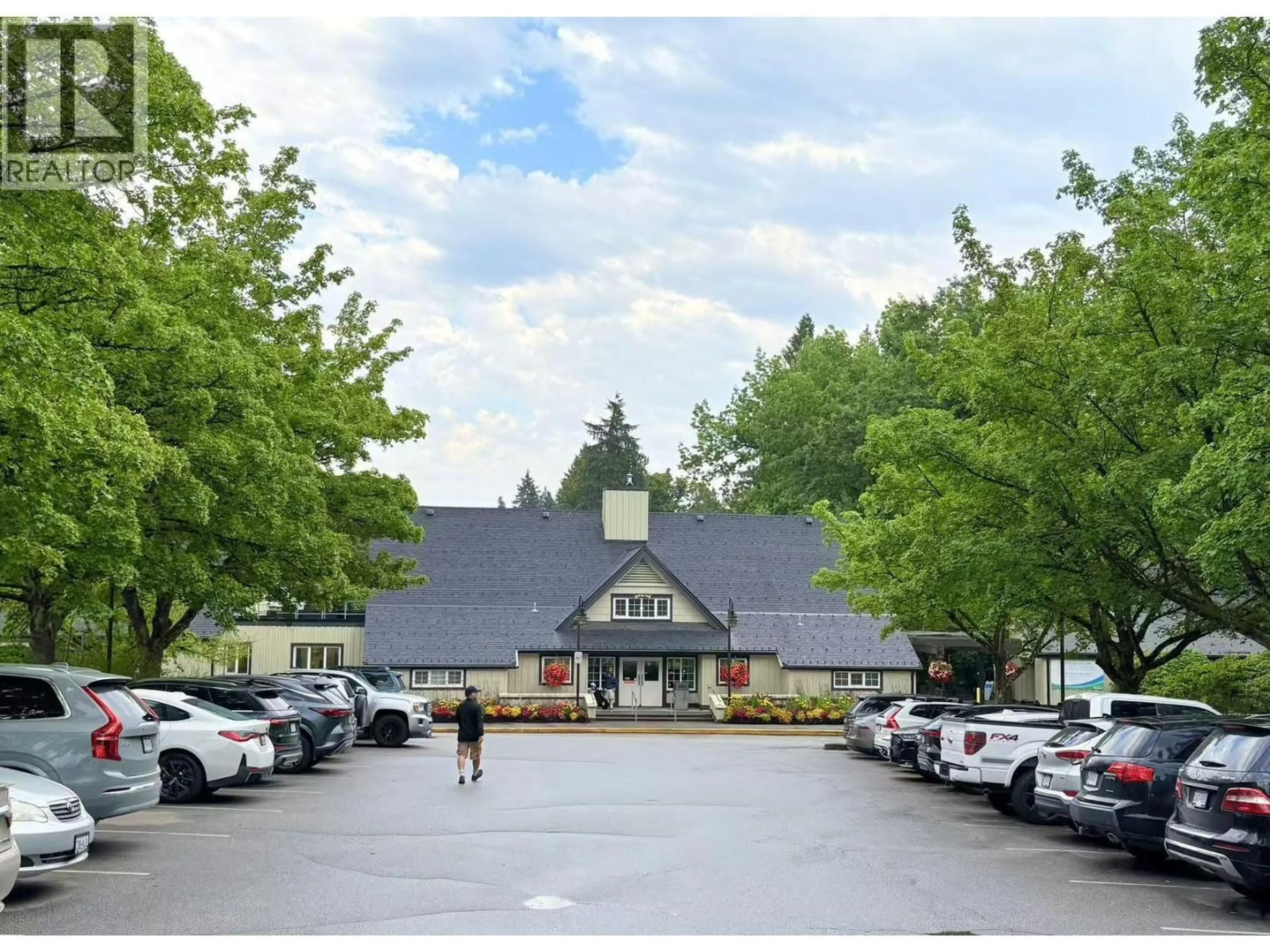 Unknown for 2635 BOBOLINK AVENUE, Vancouver British Columbia V5S2G1