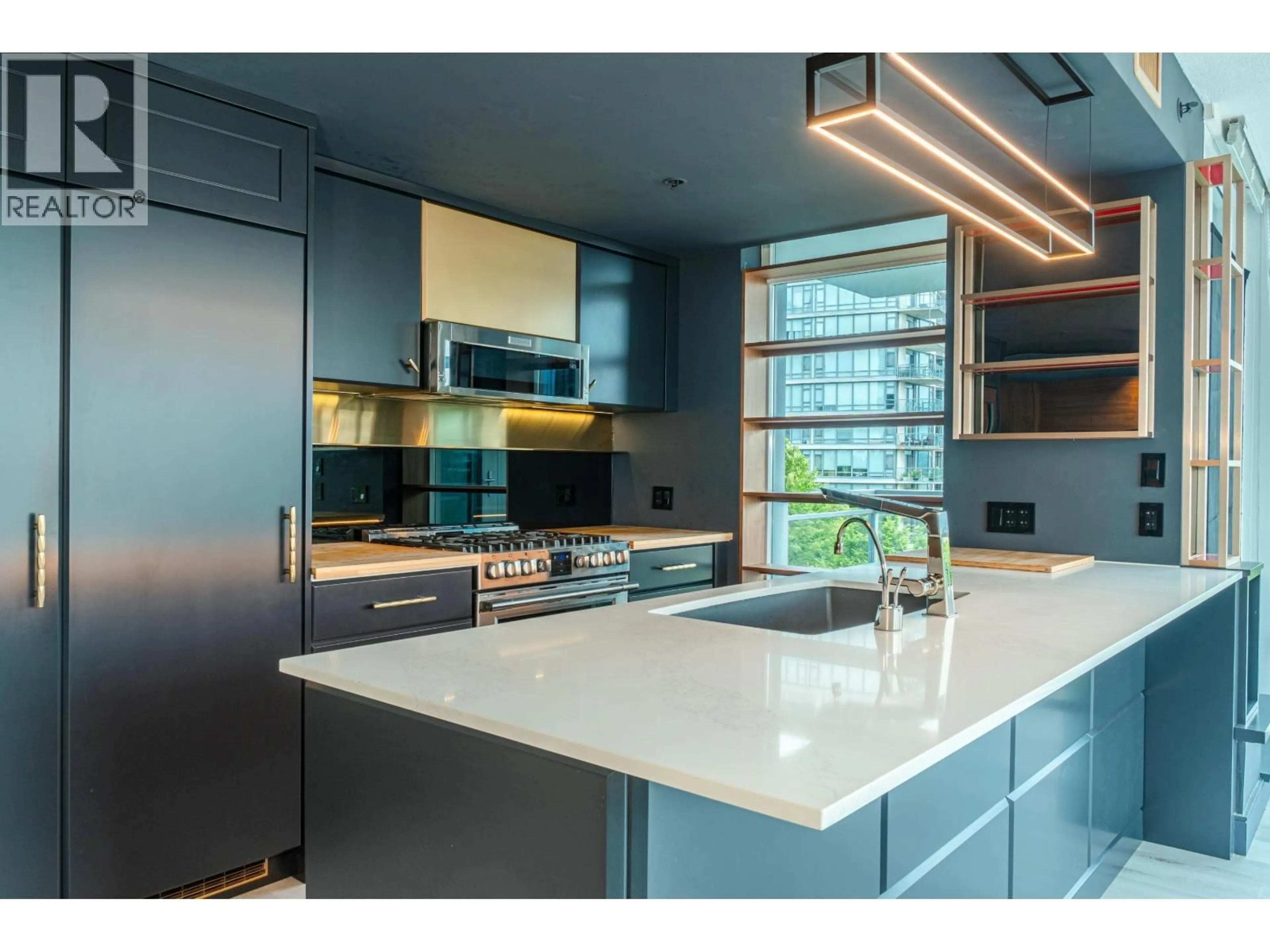 Contemporary kitchen, unknown for 901 - 7373 WESTMINSTER HIGHWAY, Richmond British Columbia V6X0B5