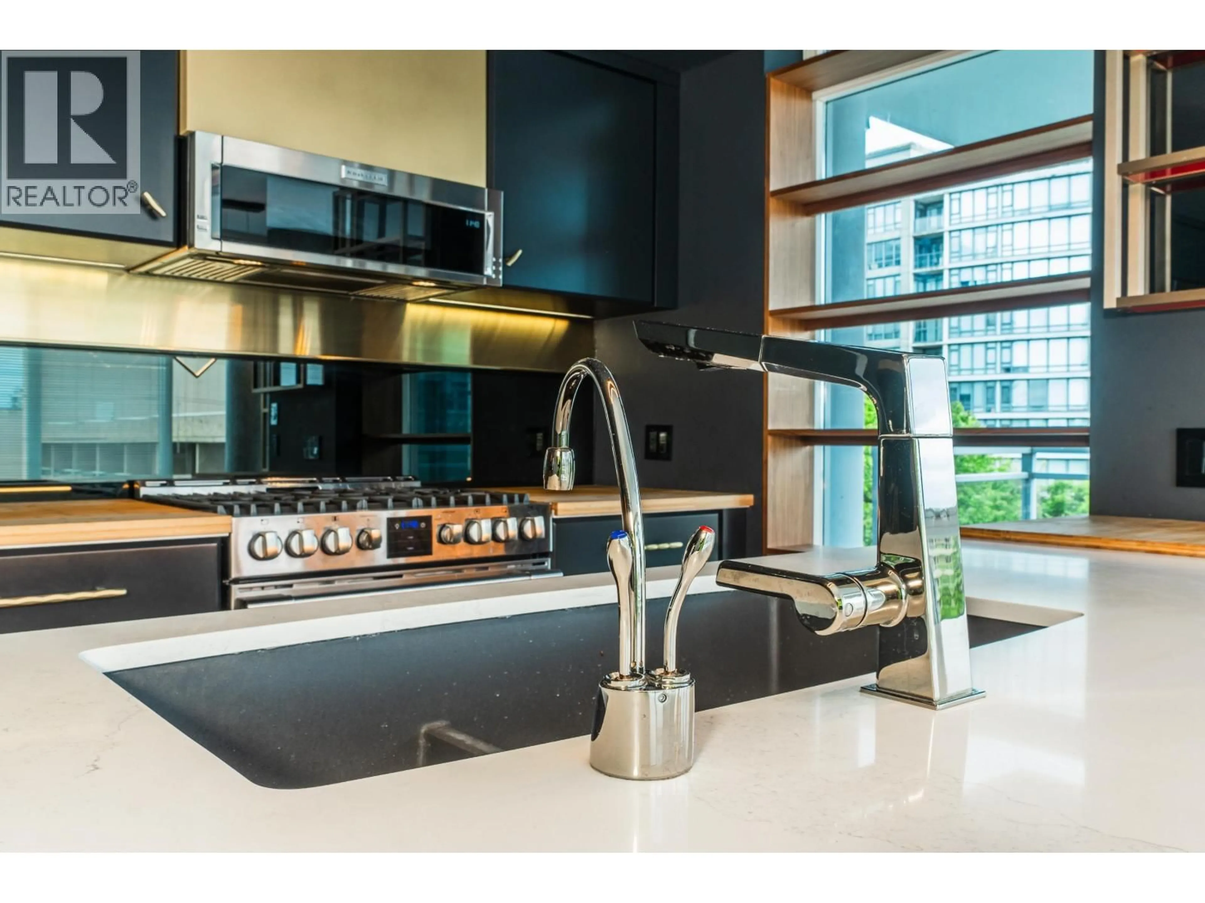 Contemporary kitchen, unknown for 901 - 7373 WESTMINSTER HIGHWAY, Richmond British Columbia V6X0B5