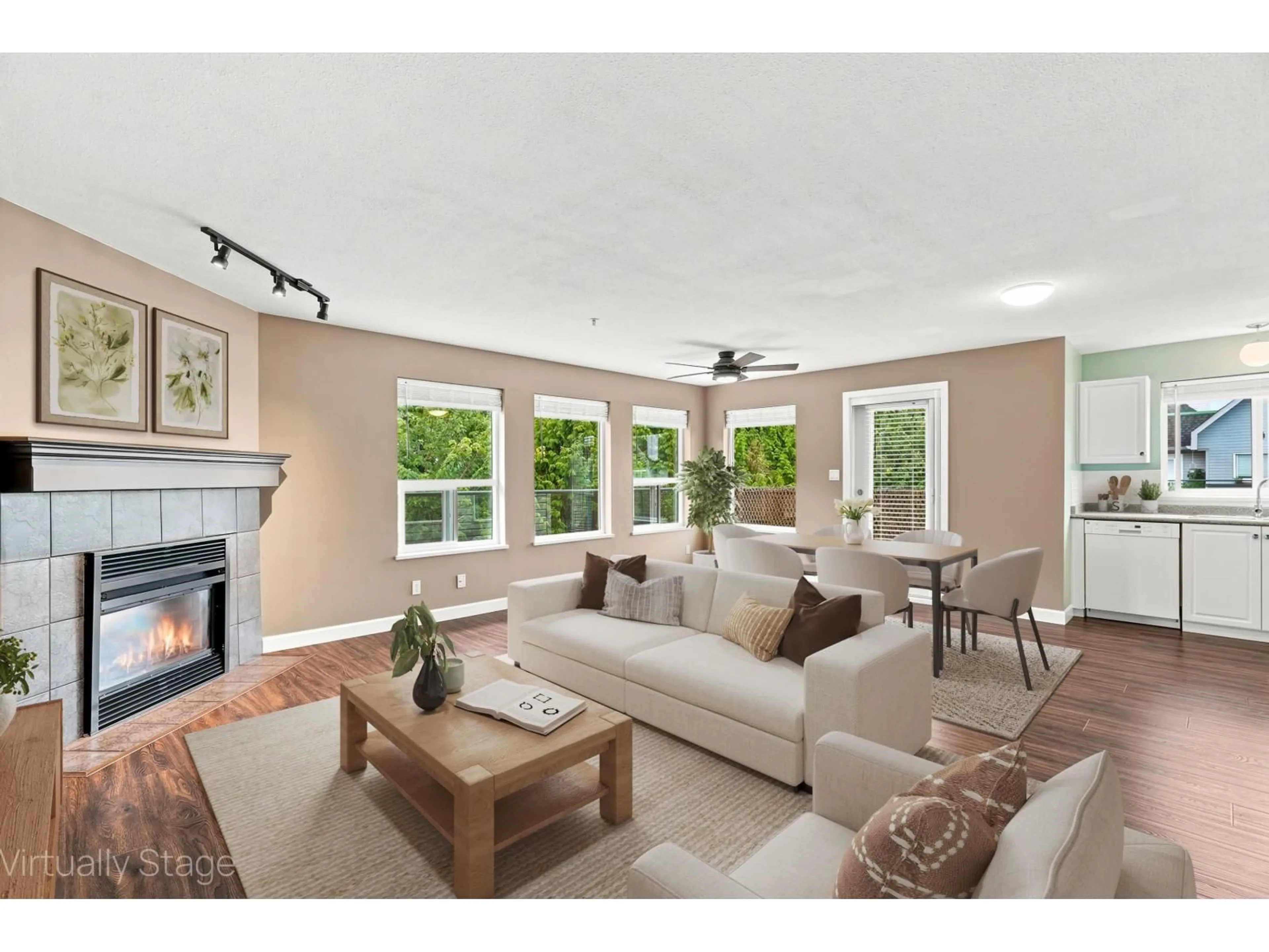 Living room with furniture, unknown for 412 - 33718 KING ROAD, Abbotsford British Columbia V2S8J3