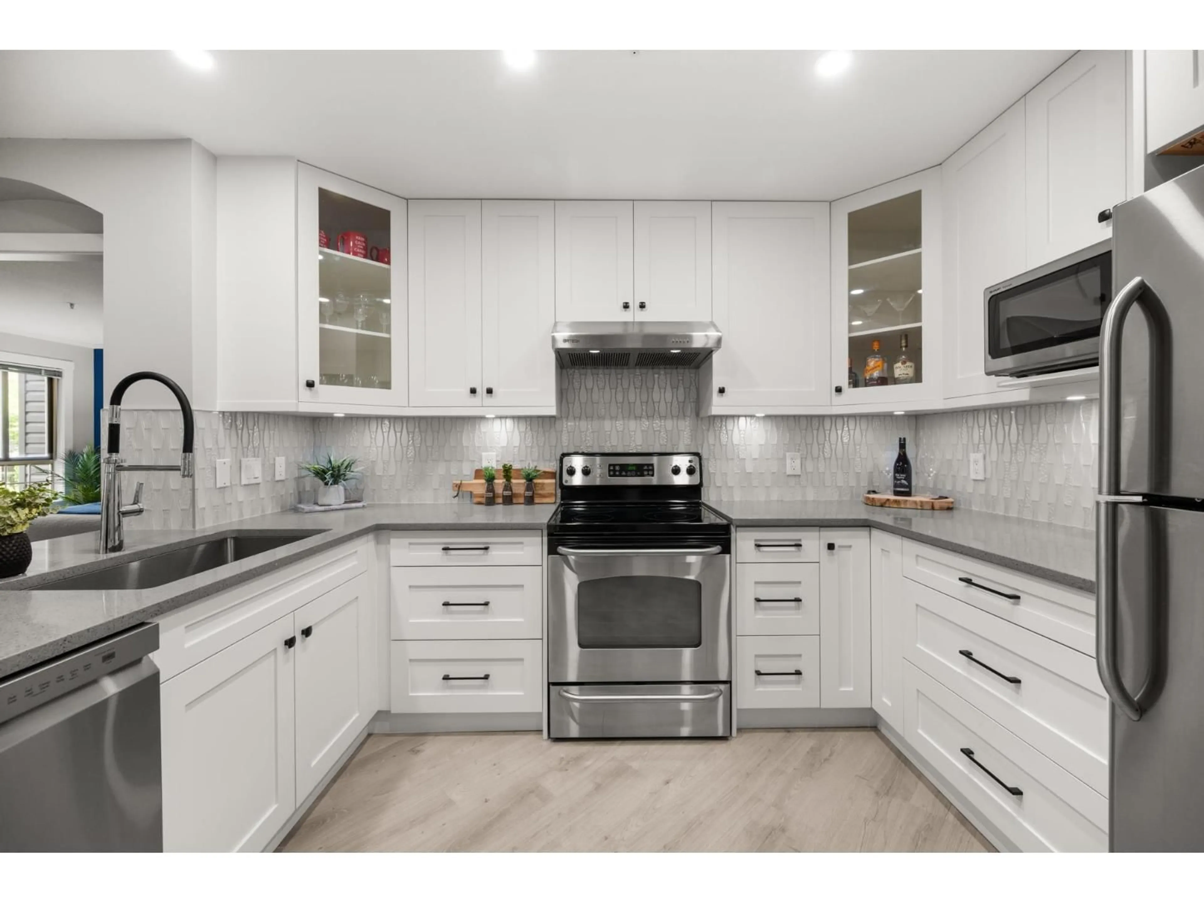 Contemporary kitchen, ceramic/tile floor for 202 - 22015 48 AVENUE, Langley British Columbia V3A8L3