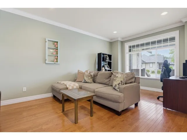 35480 MCKINLEY DRIVE, Abbotsford 3