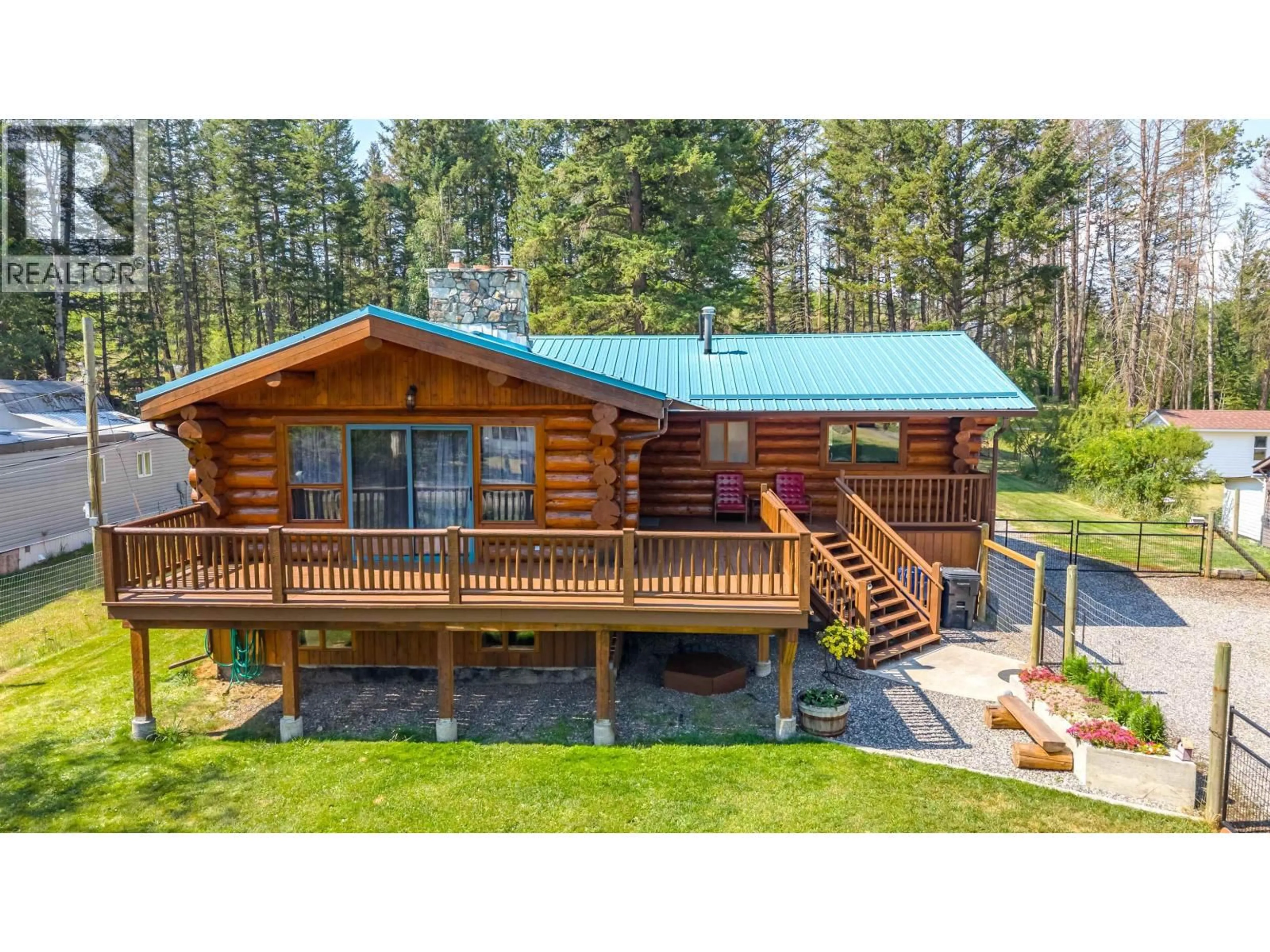 A pic from outside/outdoor area/front of a property/back of a property/a pic from drone, unknown for 5406 PARK DRIVE, 103 Mile House British Columbia V0K2E1