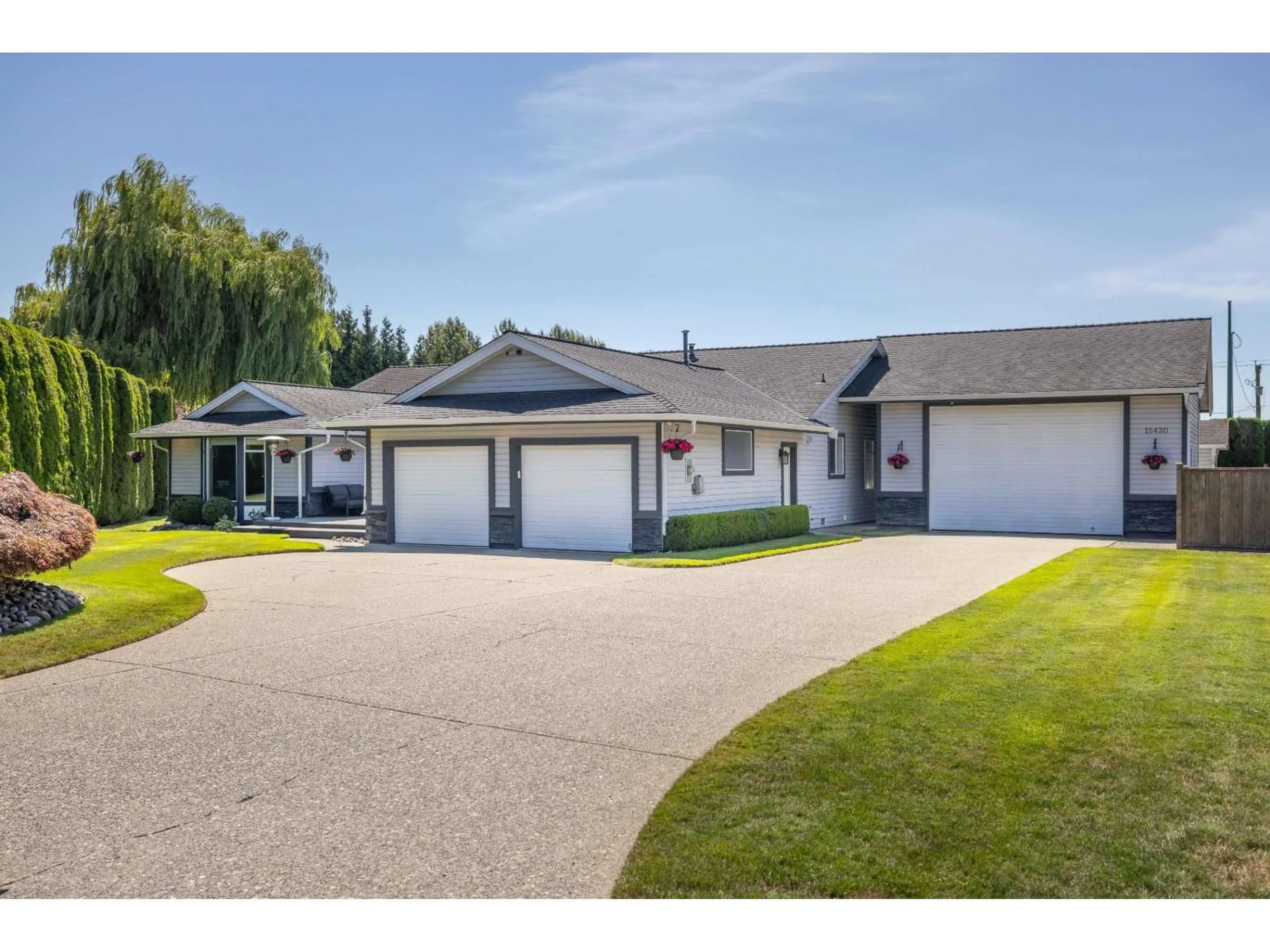 A pic from outside/outdoor area/front of a property/back of a property/a pic from drone, street for 15430 KILMORE CLOSE, Surrey British Columbia V3S6N9