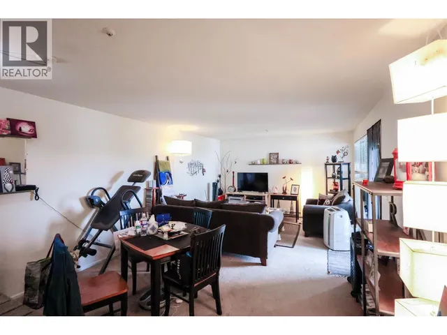 205 - 723 TWELFTH STREET, New Westminster 4