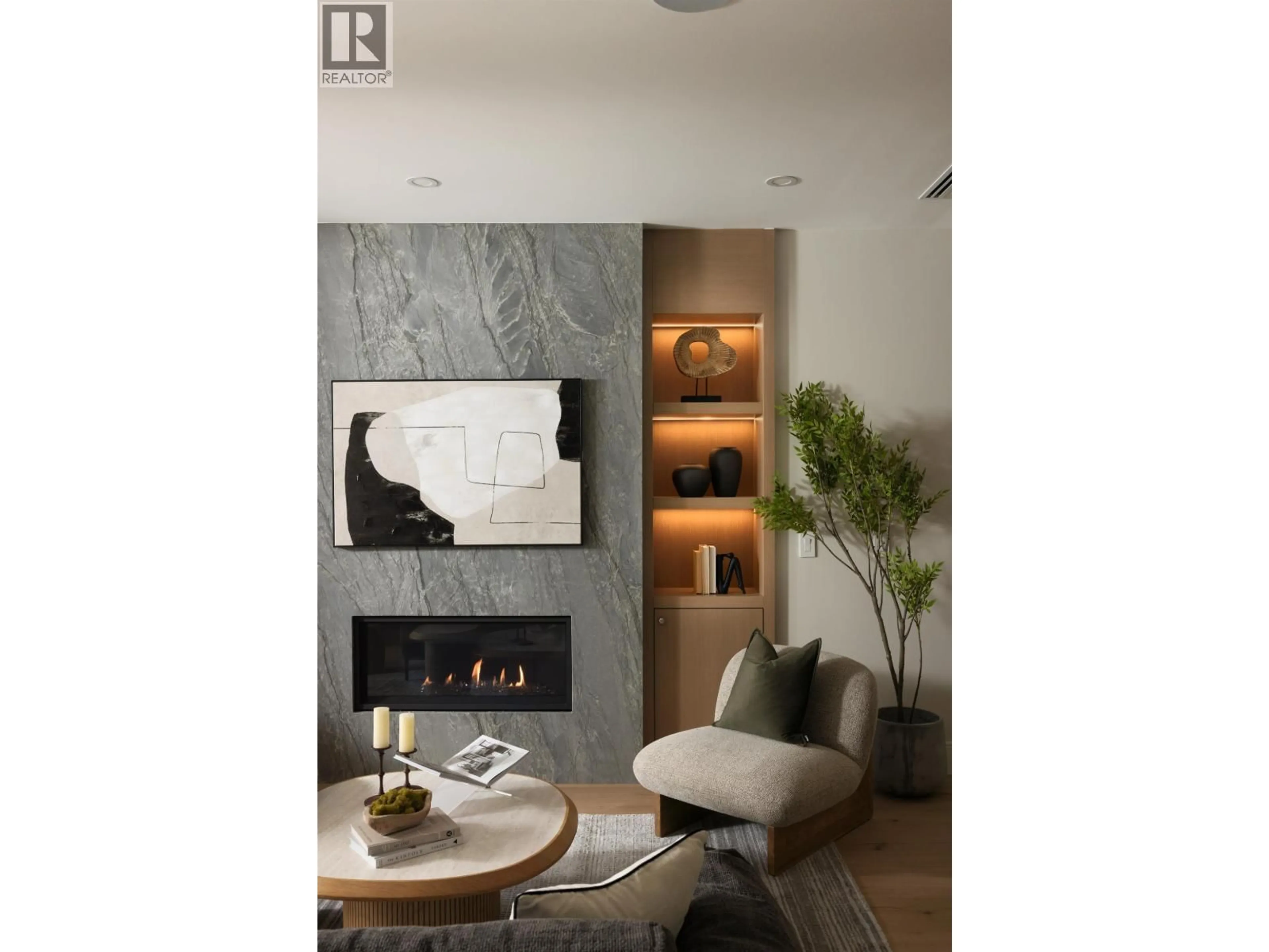Unknown for 2 - 242 20TH AVENUE, Vancouver British Columbia V5V1M1