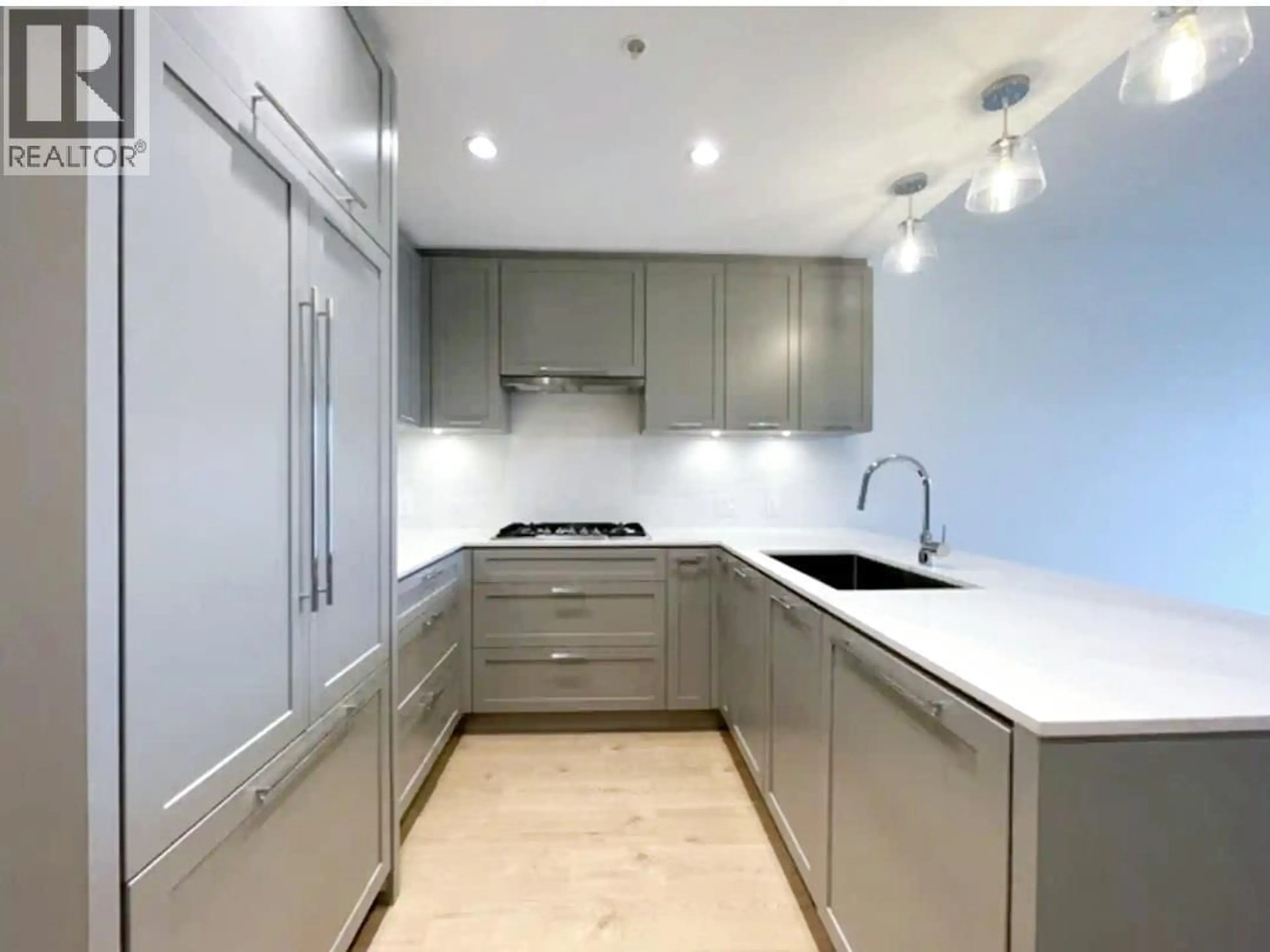 Contemporary kitchen, unknown for 4352 HASTINGS STREET, Burnaby British Columbia V5C2J9