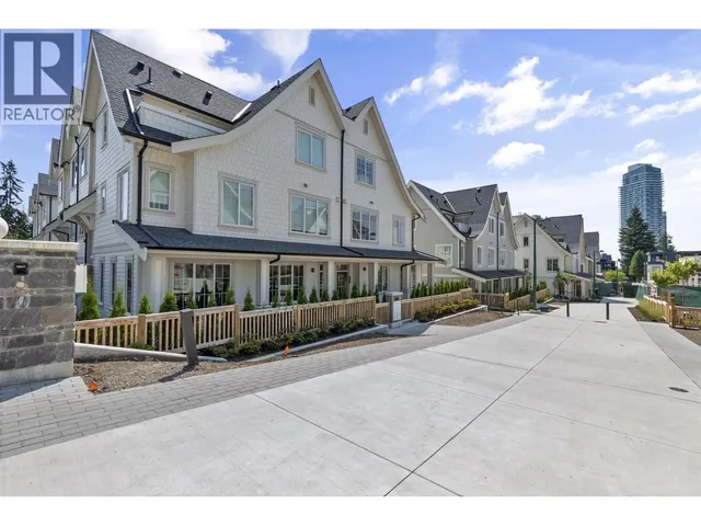 125 - 720 ROBINSON STREET, Coquitlam 2