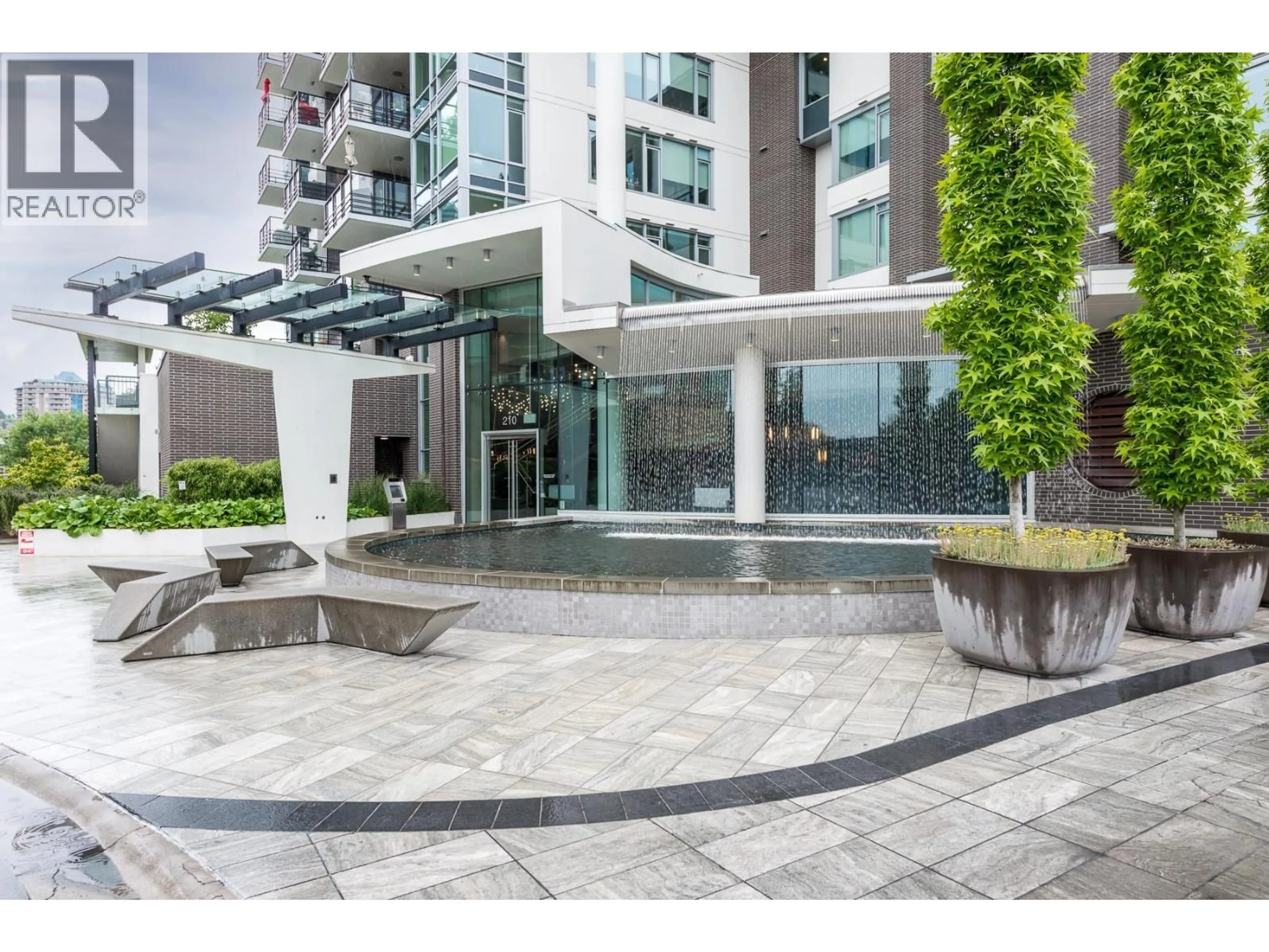 Indoor foyer for 606 - 210 SALTER STREET, New Westminster British Columbia V3M0J9