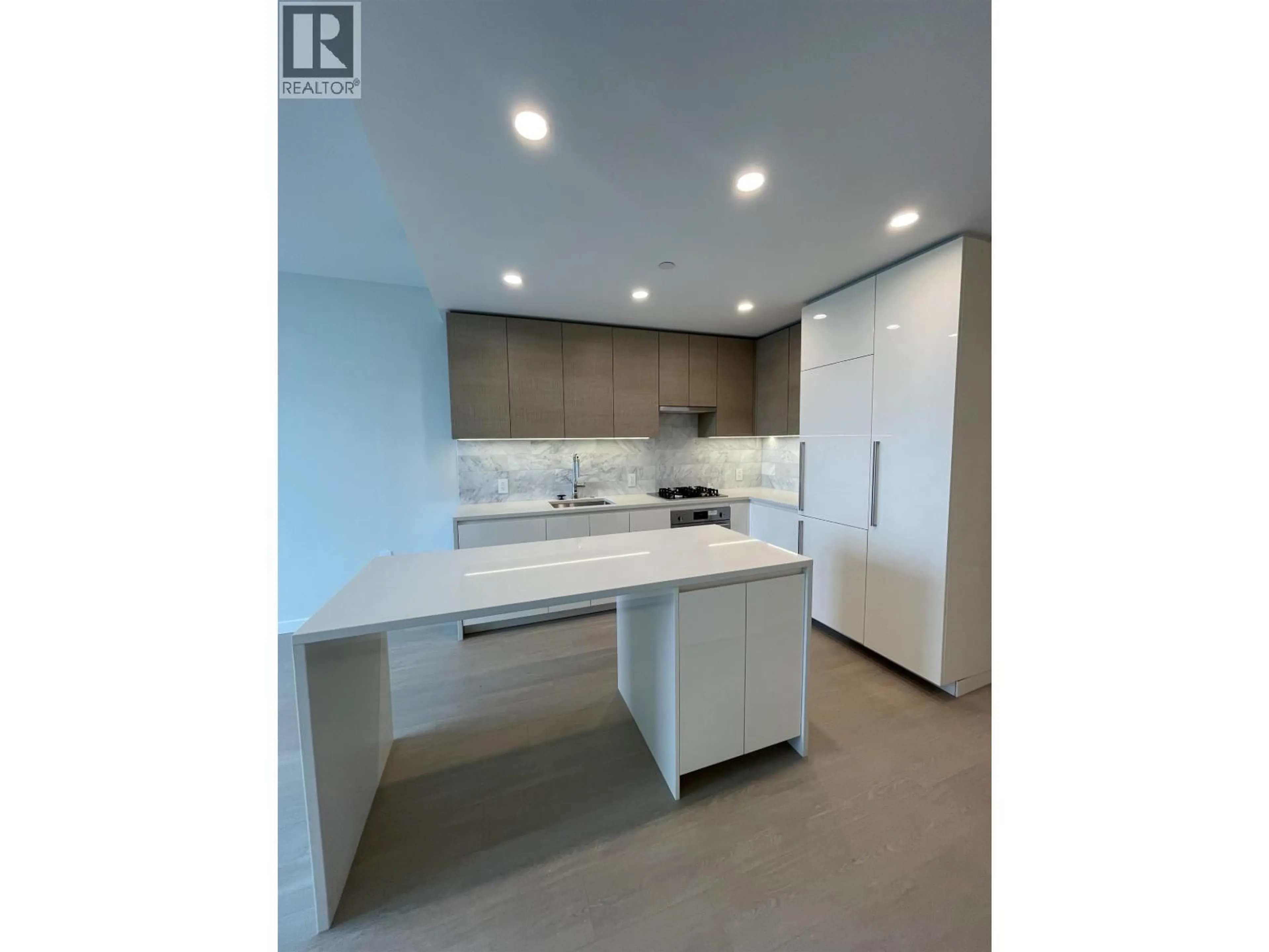 Open concept kitchen, unknown for 1804 - 2186 GILMORE AVENUE, Burnaby British Columbia V5C0N7