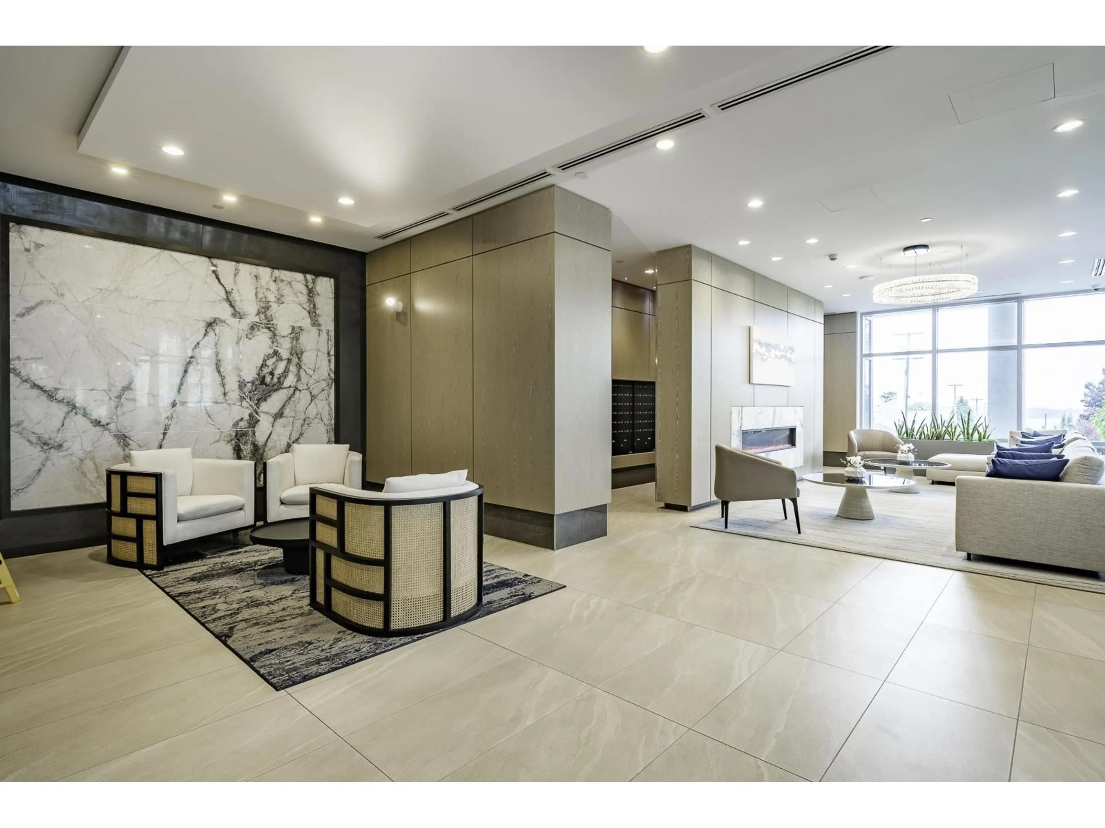 Lobby for 1006 - 15165 THRIFT AVENUE, White Rock British Columbia V4B0C1