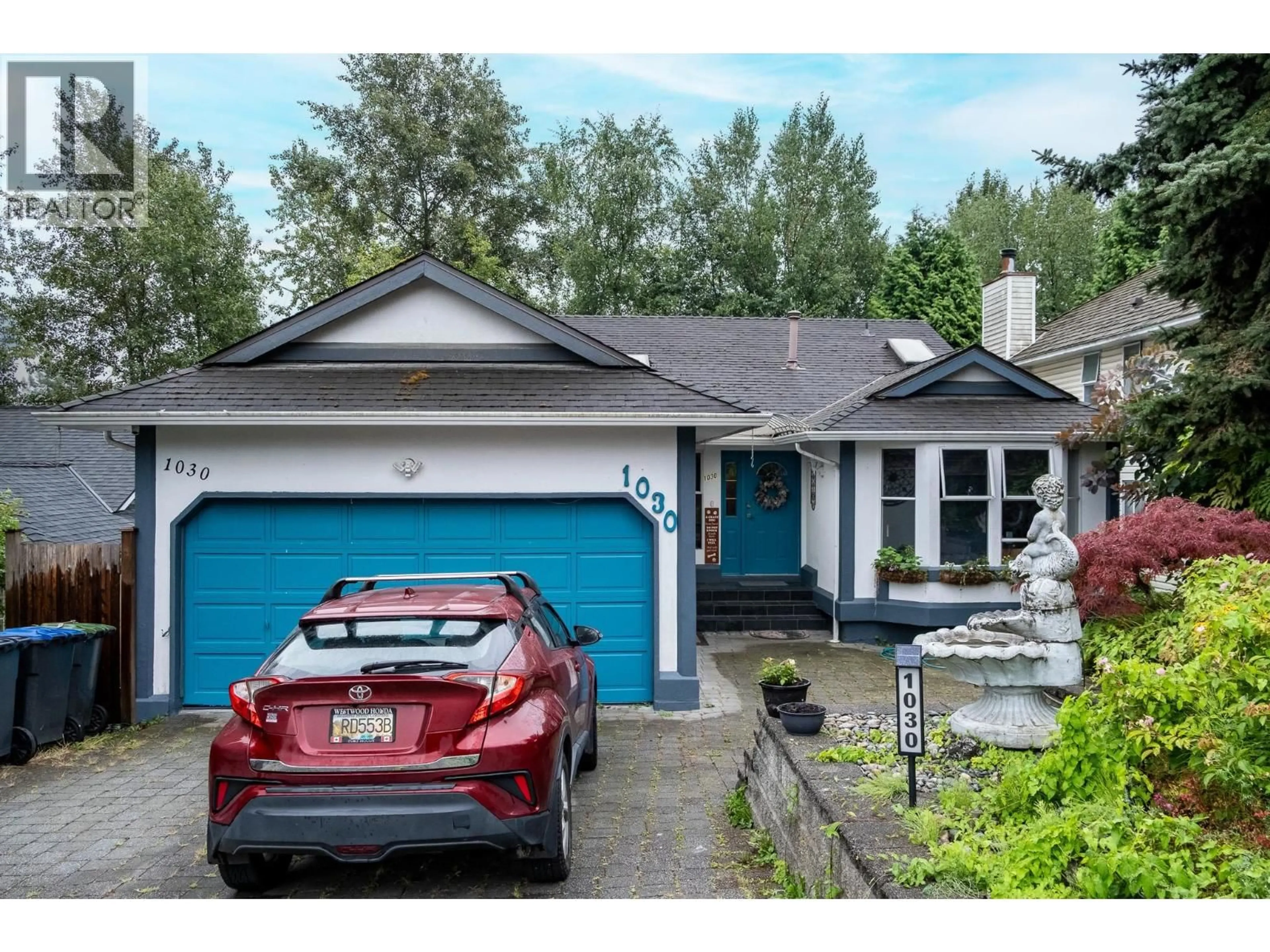 Home with vinyl exterior material, street for 1030 YARMOUTH STREET, Port Coquitlam British Columbia V3C5H4
