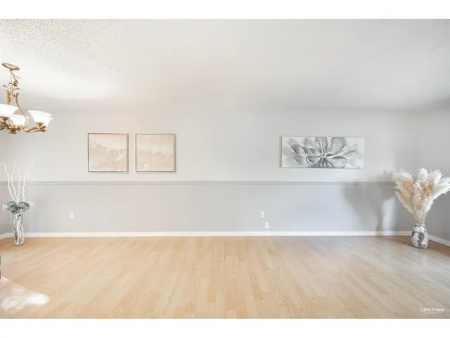 20022 GRADE CRESCENT, Langley 5