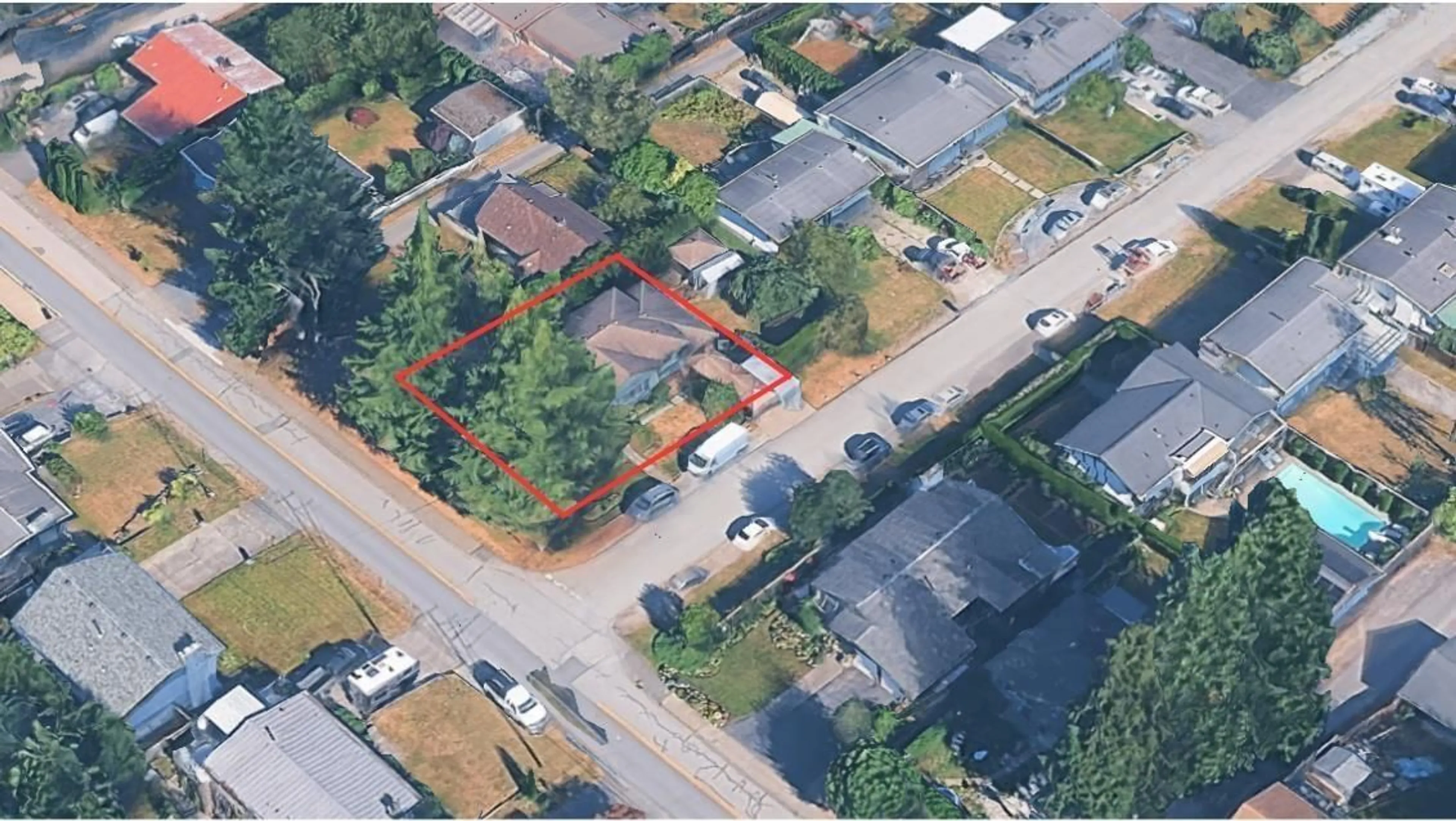 A pic from outside/outdoor area/front of a property/back of a property/a pic from drone, street for 11321 136A STREET, Surrey British Columbia V3R3C4