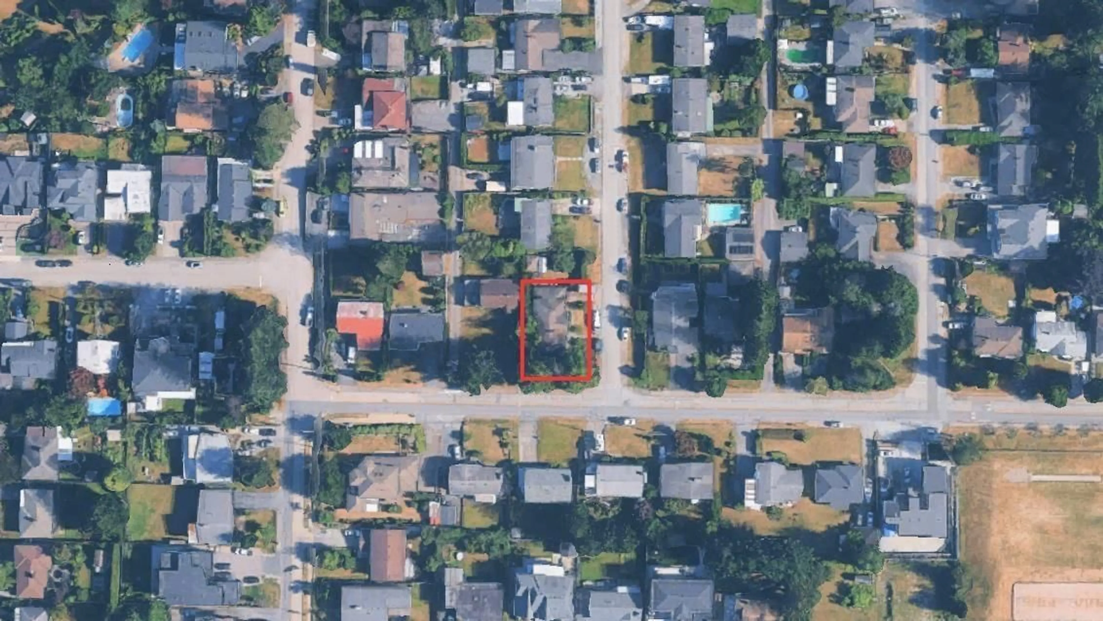 A pic from outside/outdoor area/front of a property/back of a property/a pic from drone, street for 11321 136A STREET, Surrey British Columbia V3R3C4