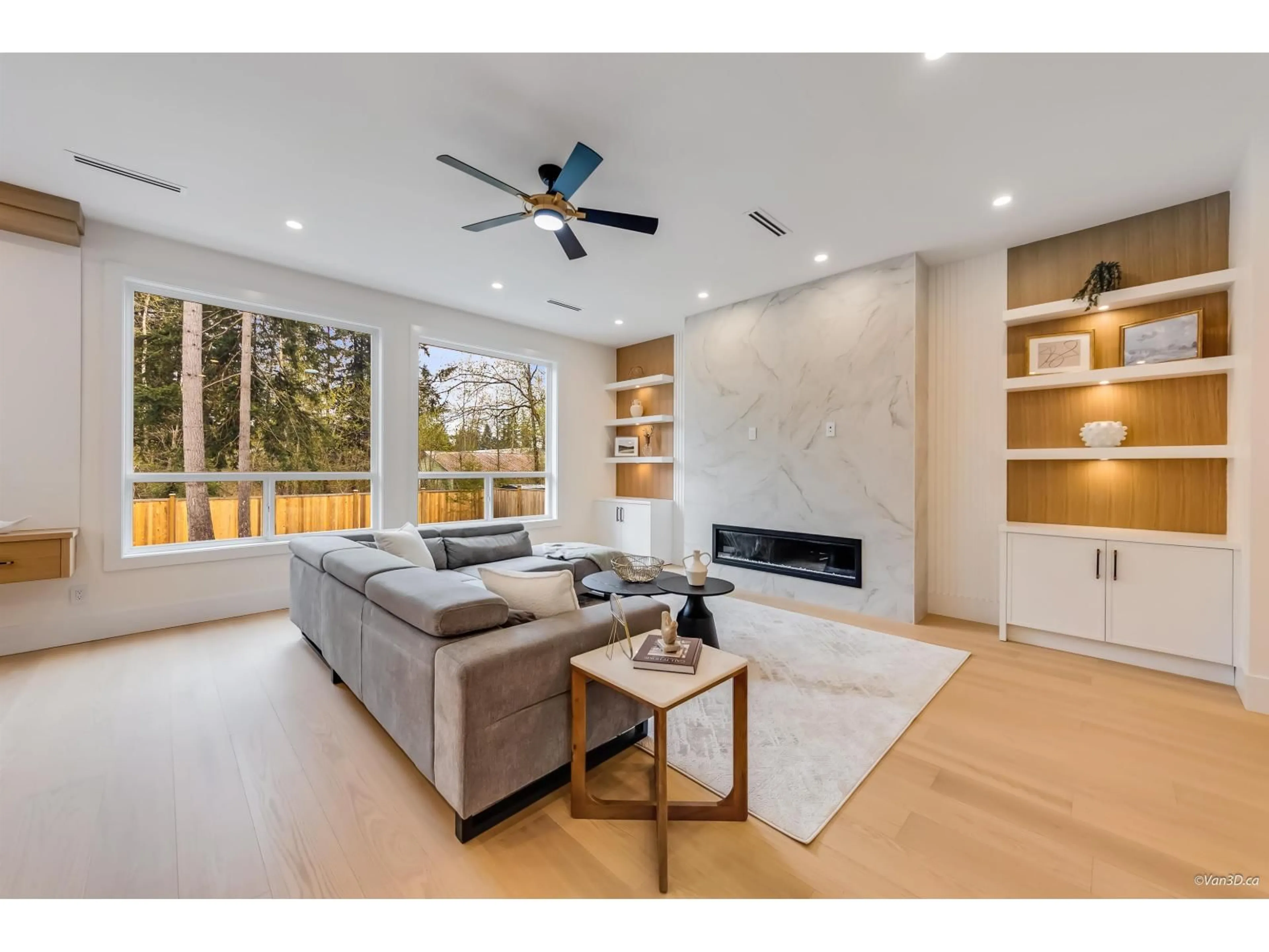 Living room with furniture, unknown for 20331 27 AVENUE, Langley British Columbia V2Z0B6