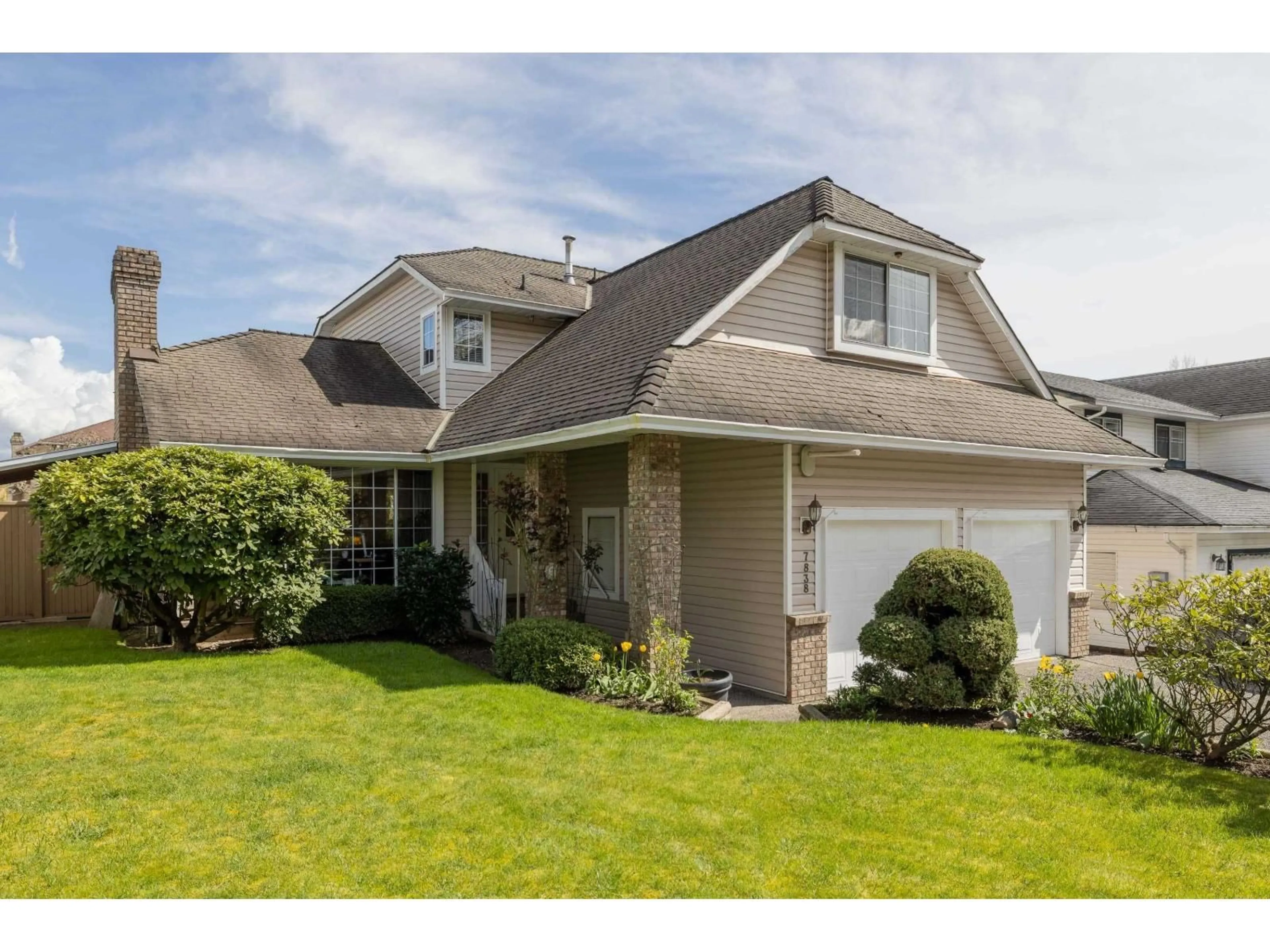 Home with vinyl exterior material, street for 7838 160 STREET, Surrey British Columbia V4N0T9