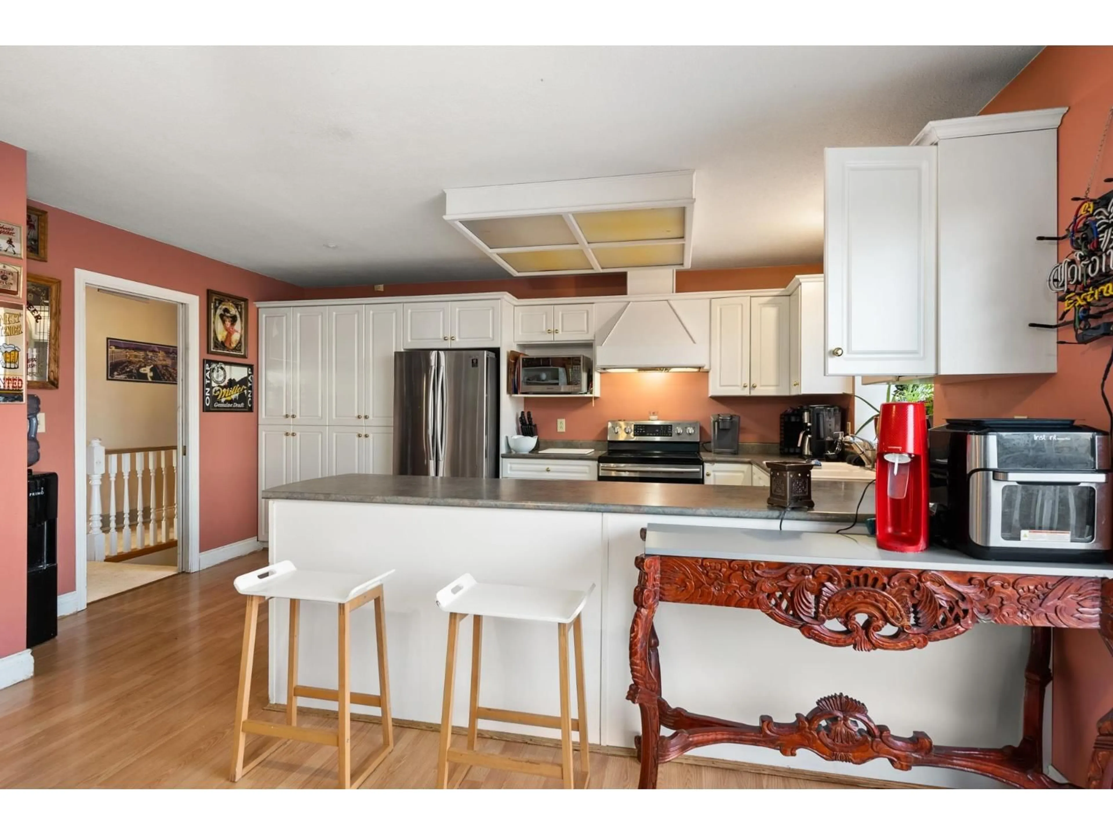 Open concept kitchen, unknown for 6170 191 STREET, Surrey British Columbia V3S8C8