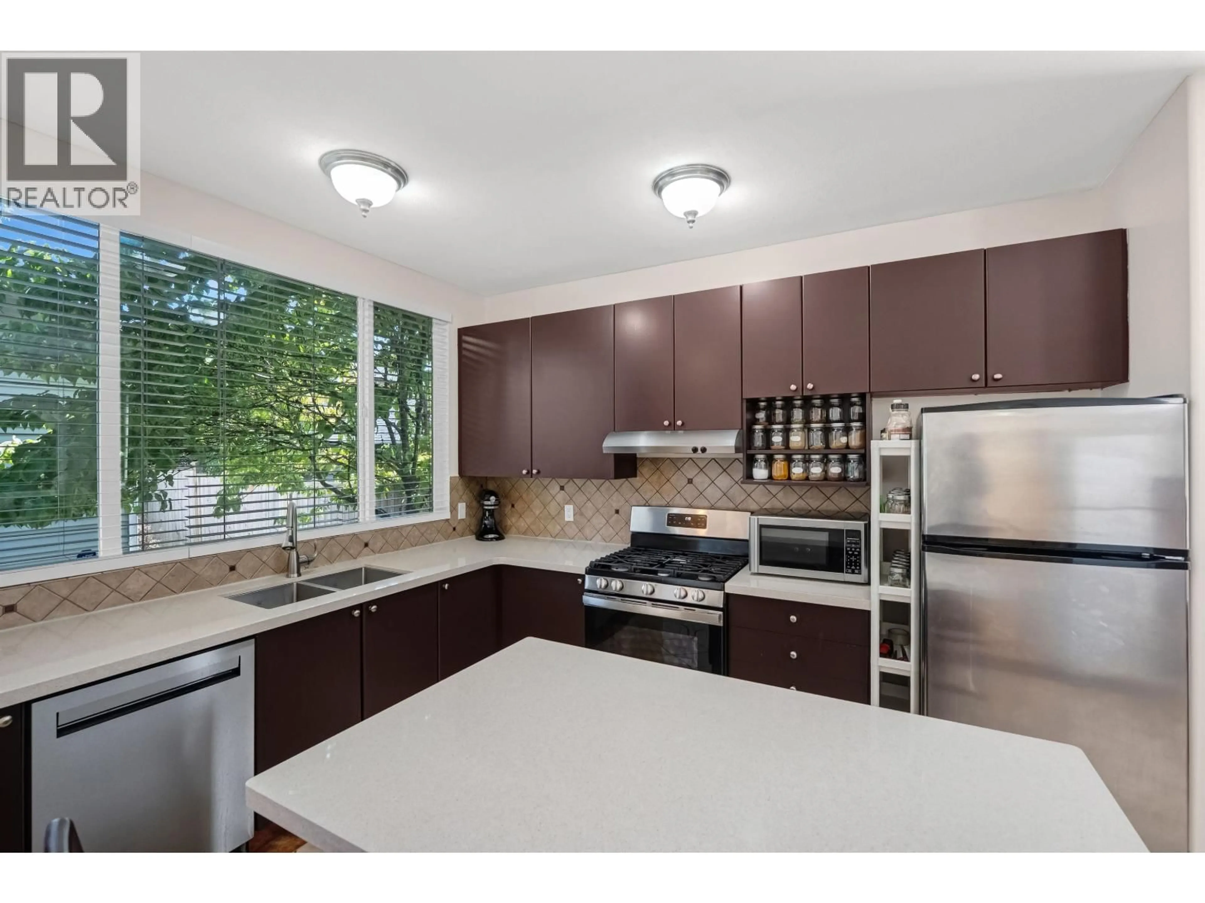 Open concept kitchen, unknown for 10280 242B STREET, Maple Ridge British Columbia V2W1Y1