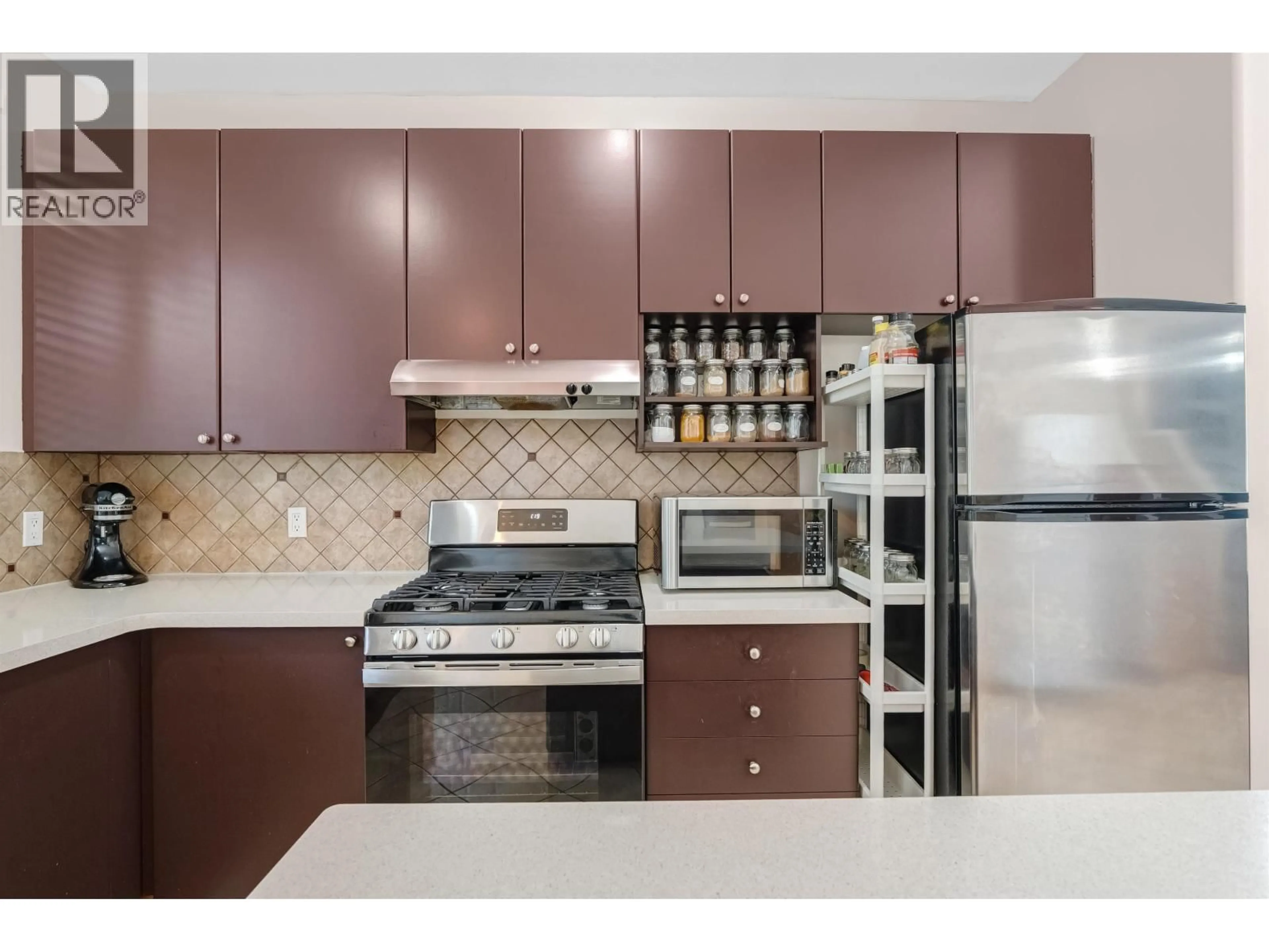 Standard kitchen, ceramic/tile floor for 10280 242B STREET, Maple Ridge British Columbia V2W1Y1