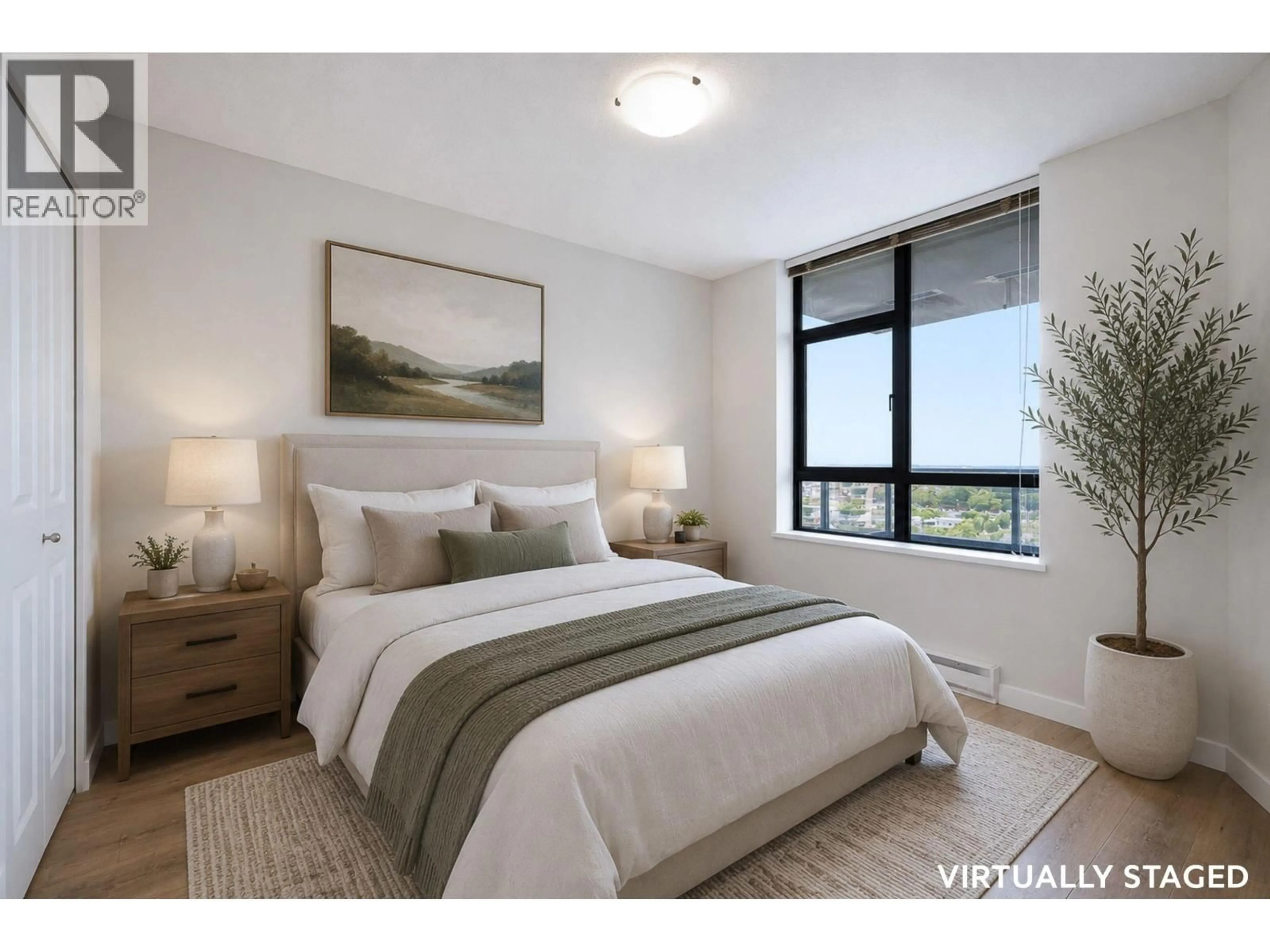 Bedroom with bed, unknown for 1503 - 3520 CROWLEY DRIVE, Vancouver British Columbia V5R6G9