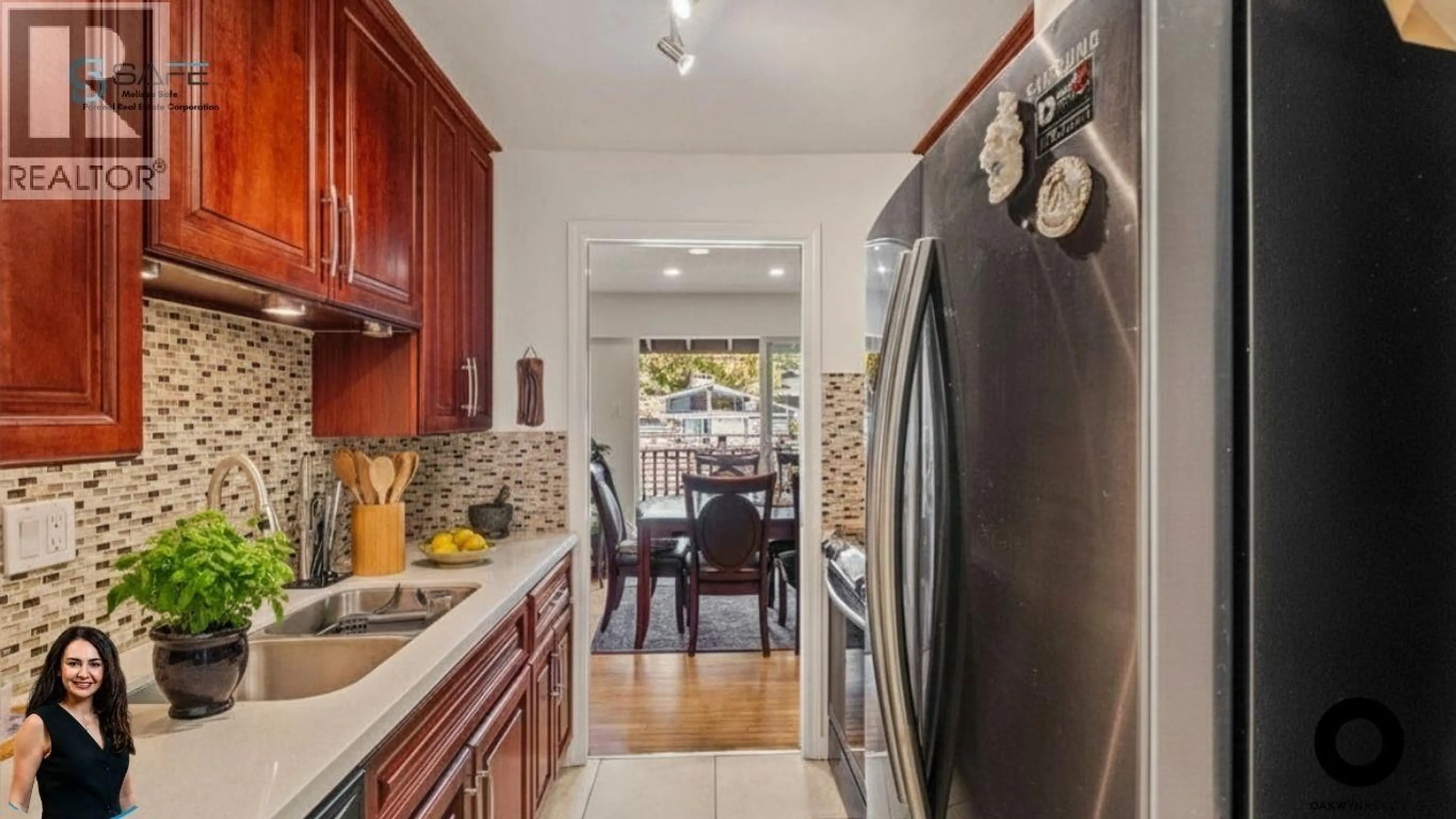 Standard kitchen, ceramic/tile floor for 608 - 555 W 28TH STREET, North Vancouver British Columbia V7N2J7
