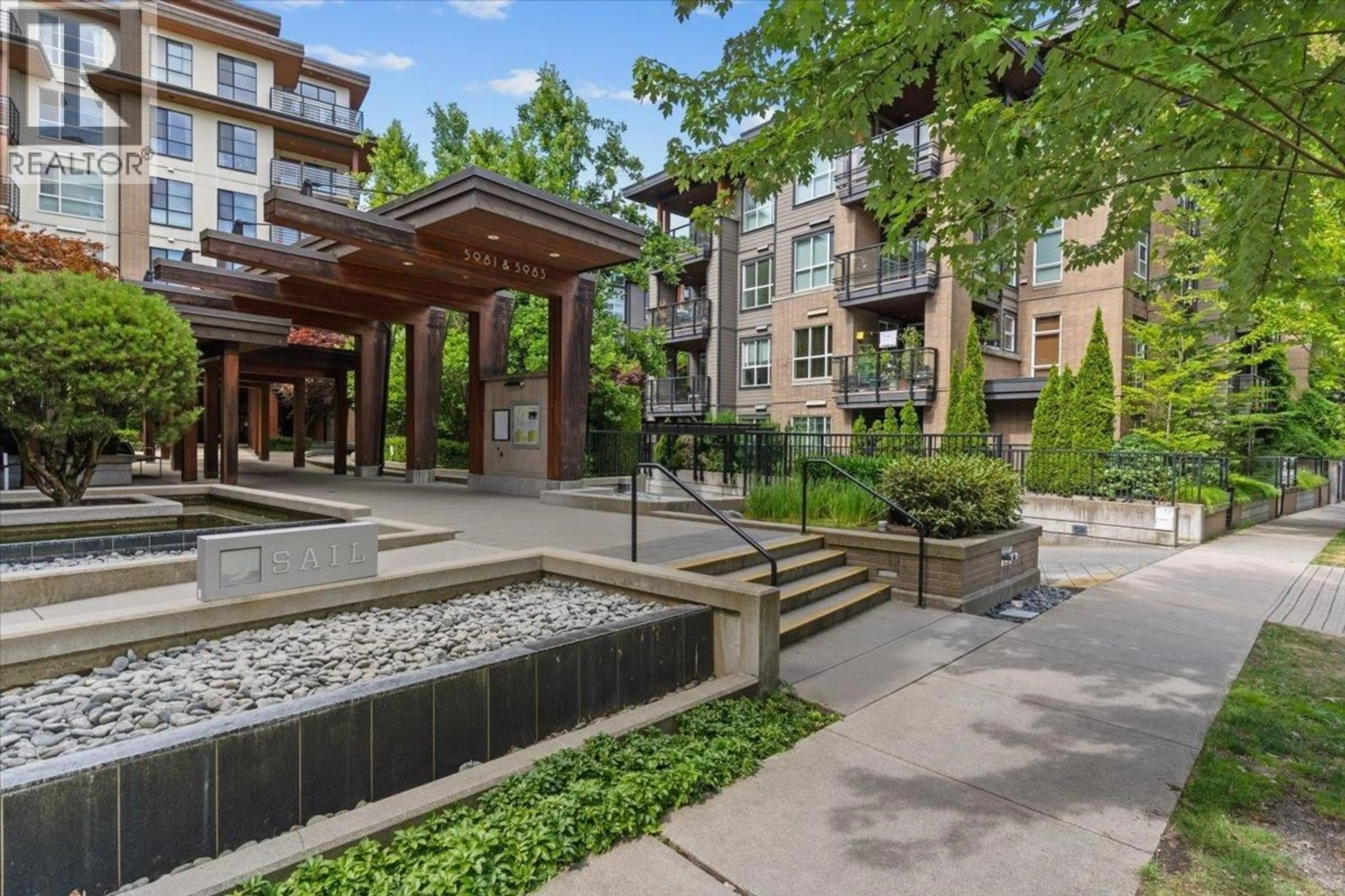 Patio, street for 313 - 5981 GRAY AVENUE, University Endowment Lands British Columbia V6S0G1