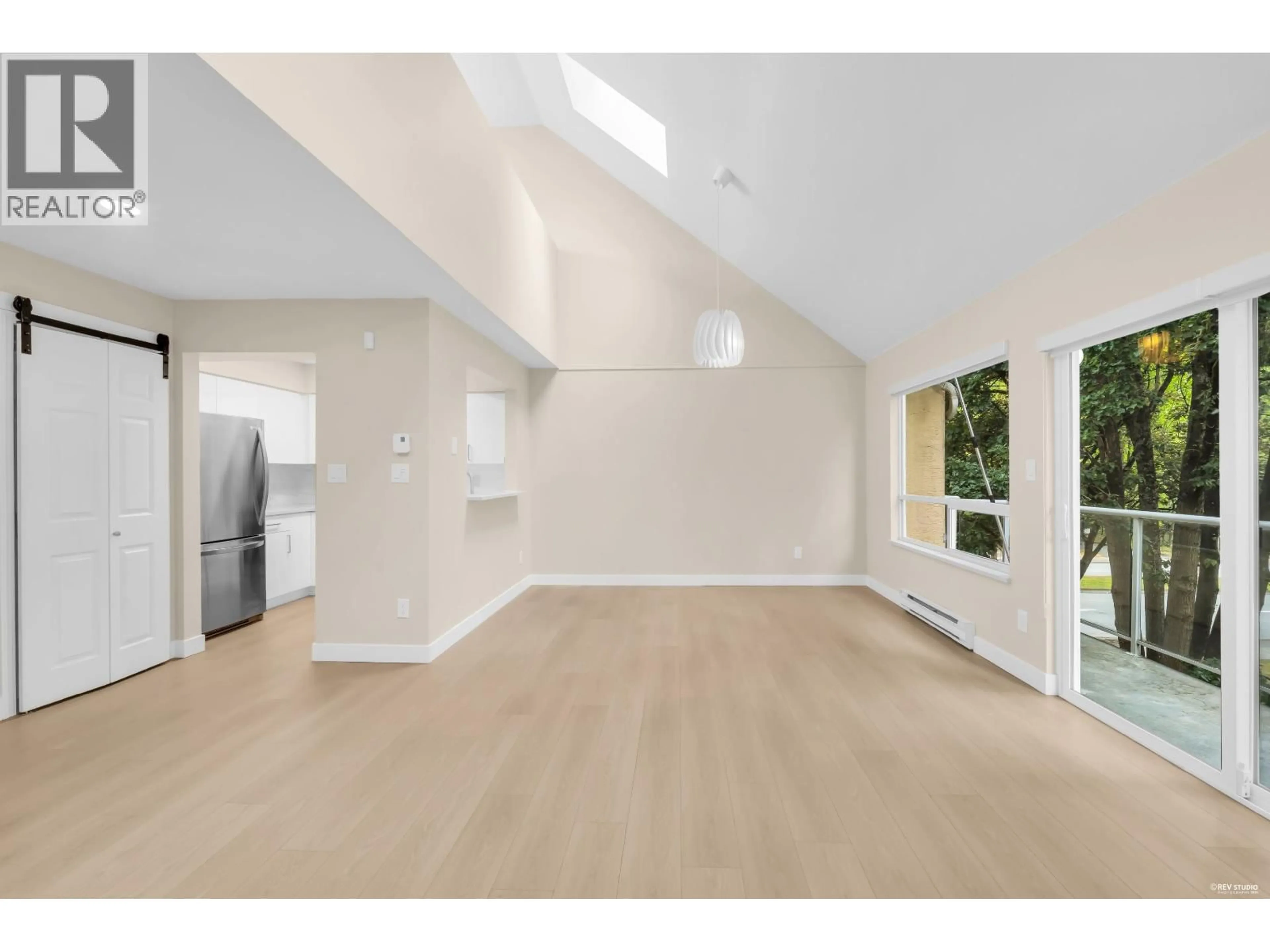A pic of a room for 302 - 8600 WESTMINSTER HIGHWAY, Richmond British Columbia V6X1A8