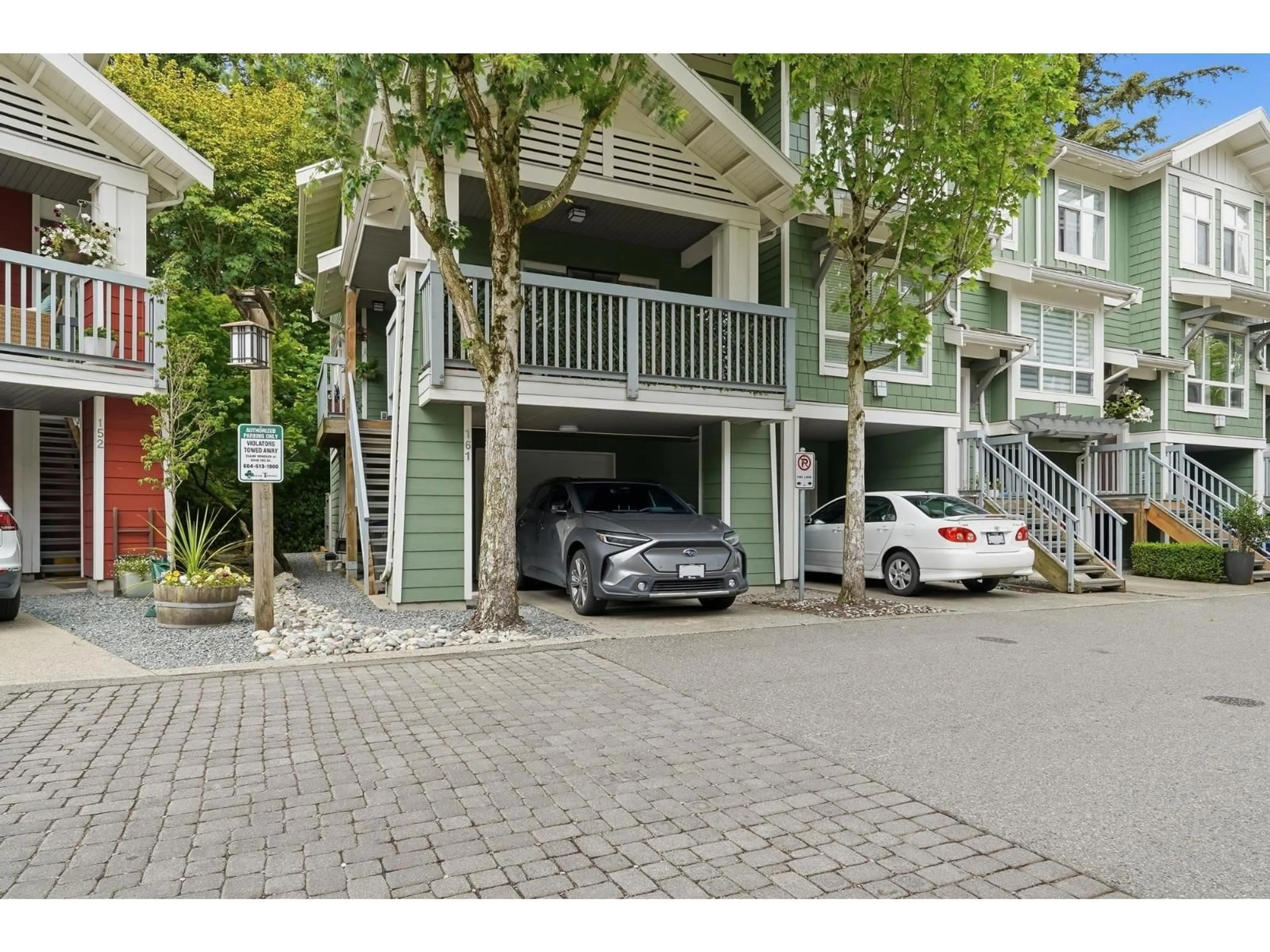 Indoor garage for 161 - 15168 36 AVENUE, Surrey British Columbia V3S0Z6