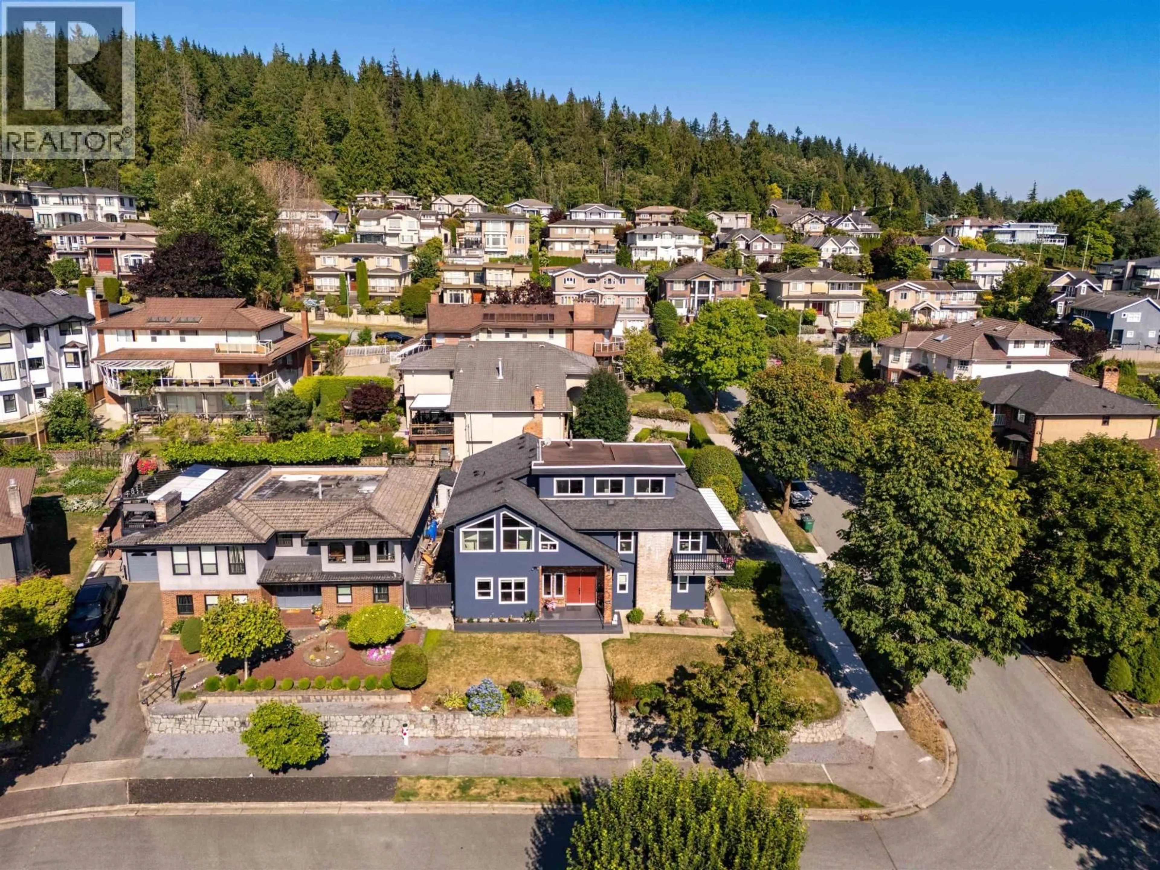 A pic from outside/outdoor area/front of a property/back of a property/a pic from drone, street for 7347 QUEENSTON COURT, Burnaby British Columbia V5A3M5