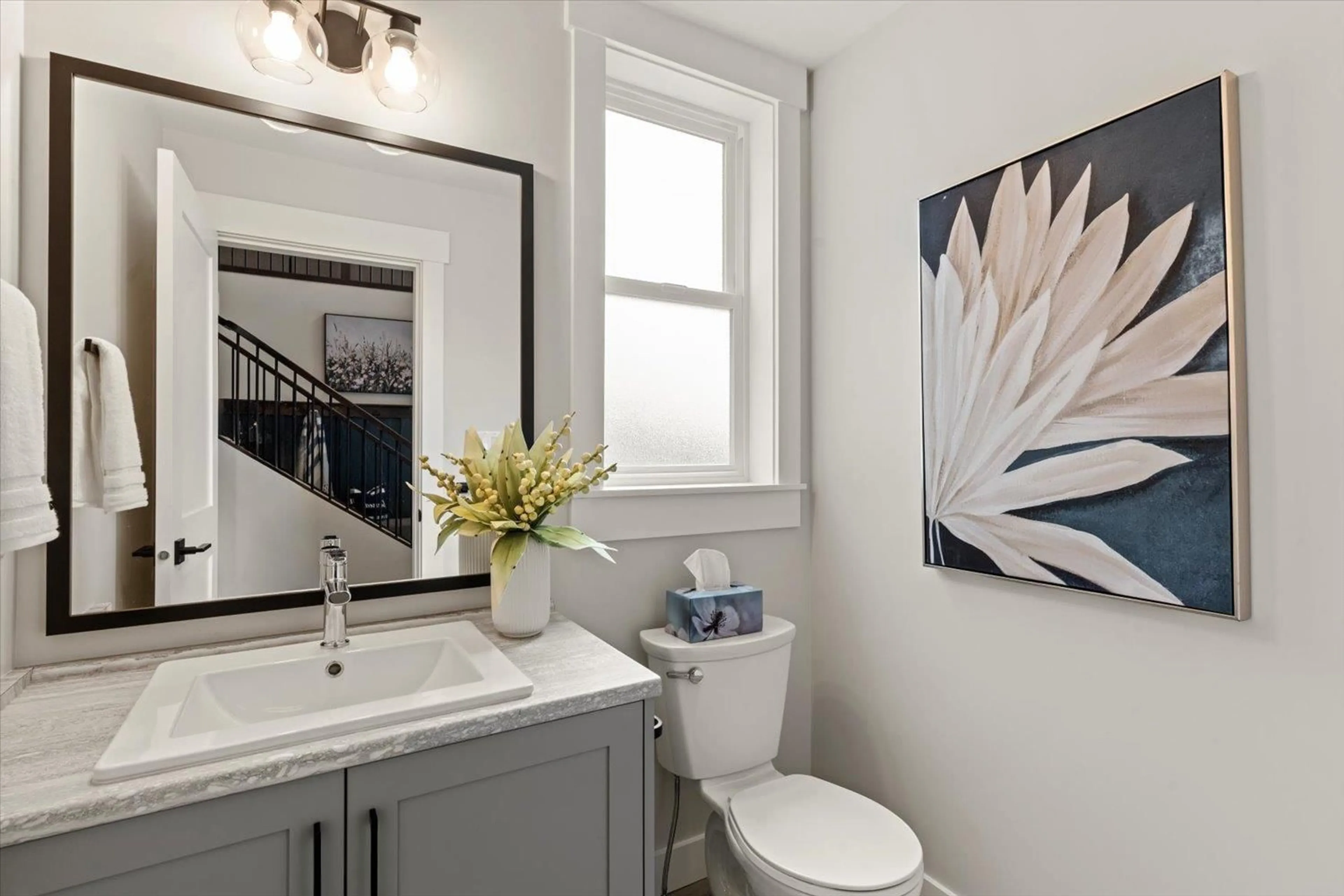 Contemporary bathroom, ceramic/tile floor for 2 - 52845 LILAC LANE, Rosedale British Columbia V0X1X1