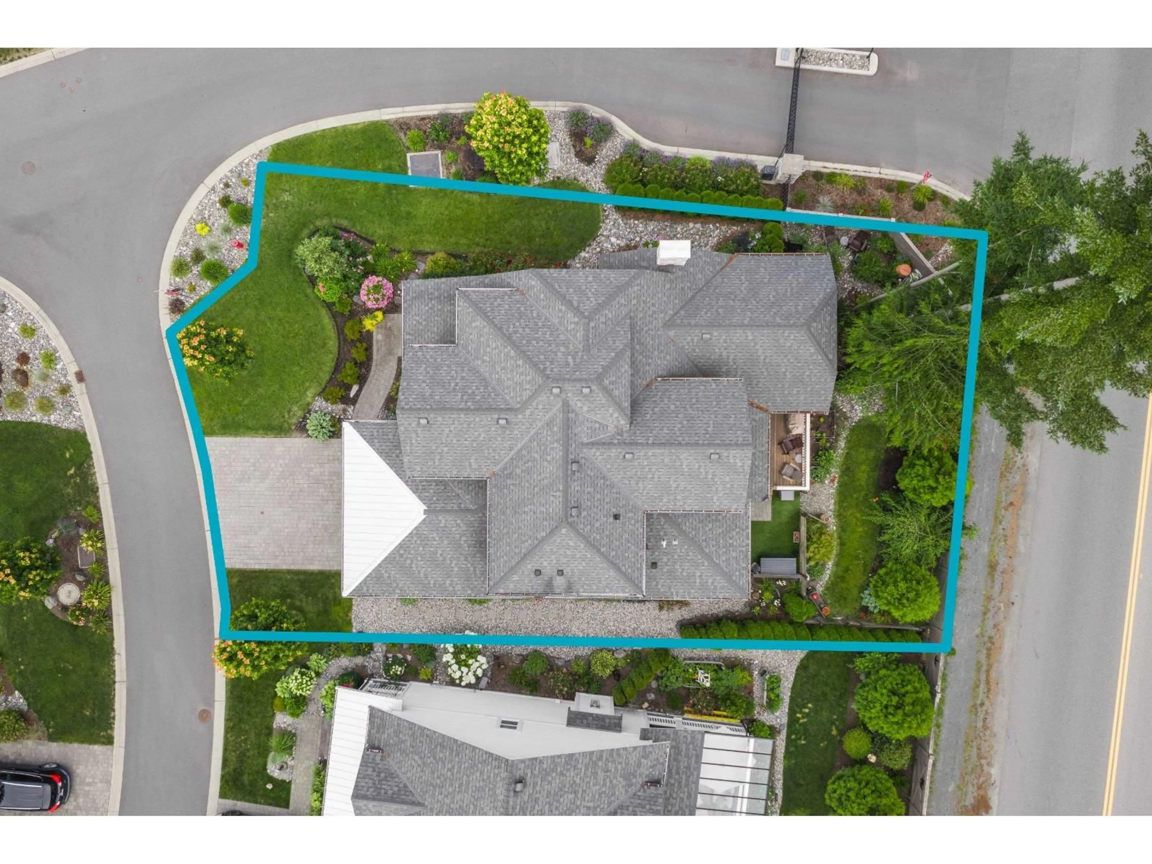 A pic from outside/outdoor area/front of a property/back of a property/a pic from drone, street for 43414 CREEKSIDE CIRCLE, Lindell Beach British Columbia V2R0Z4