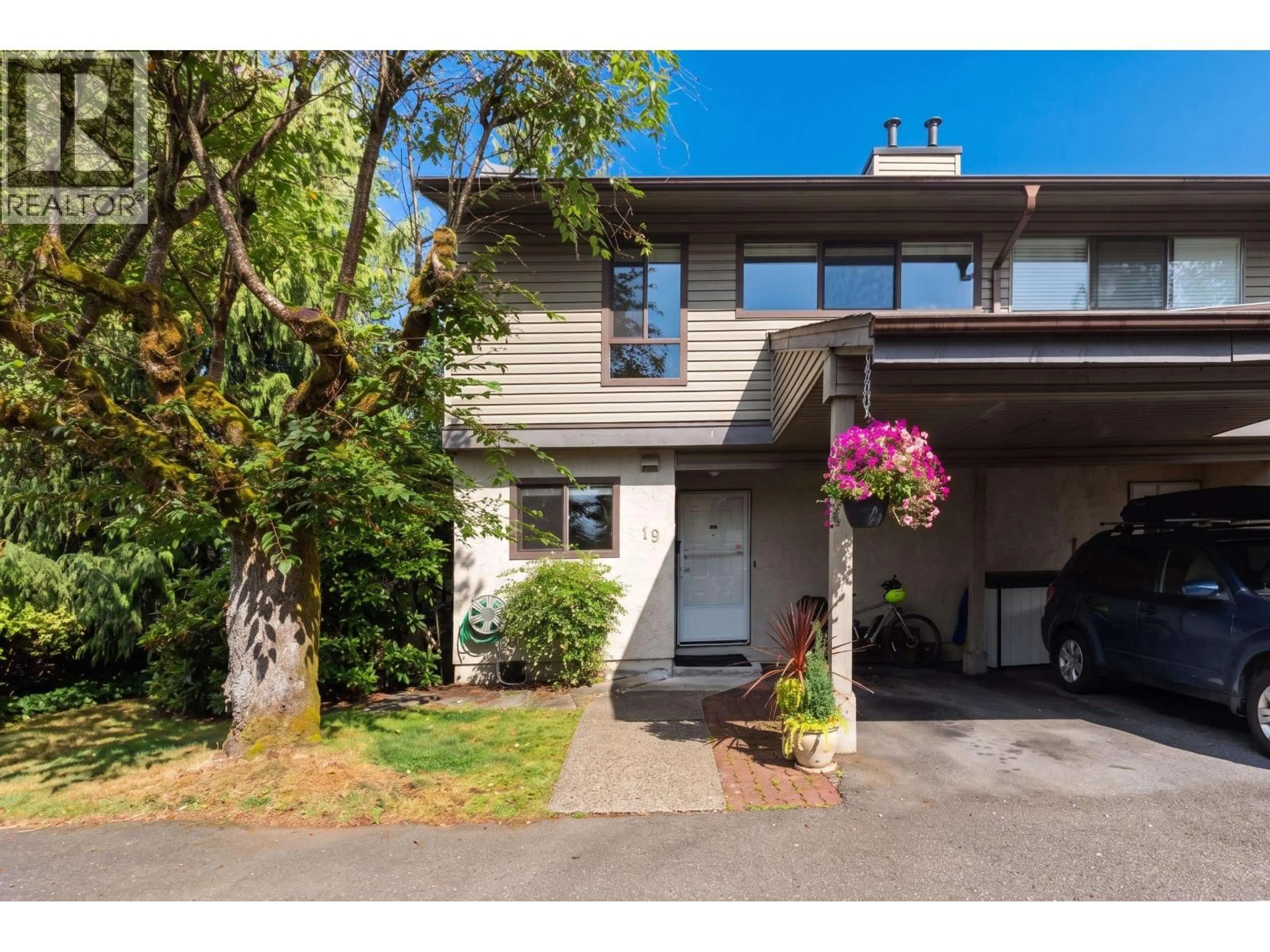 Unknown for 19 - 1174 INLET STREET, Coquitlam British Columbia V3B6E4