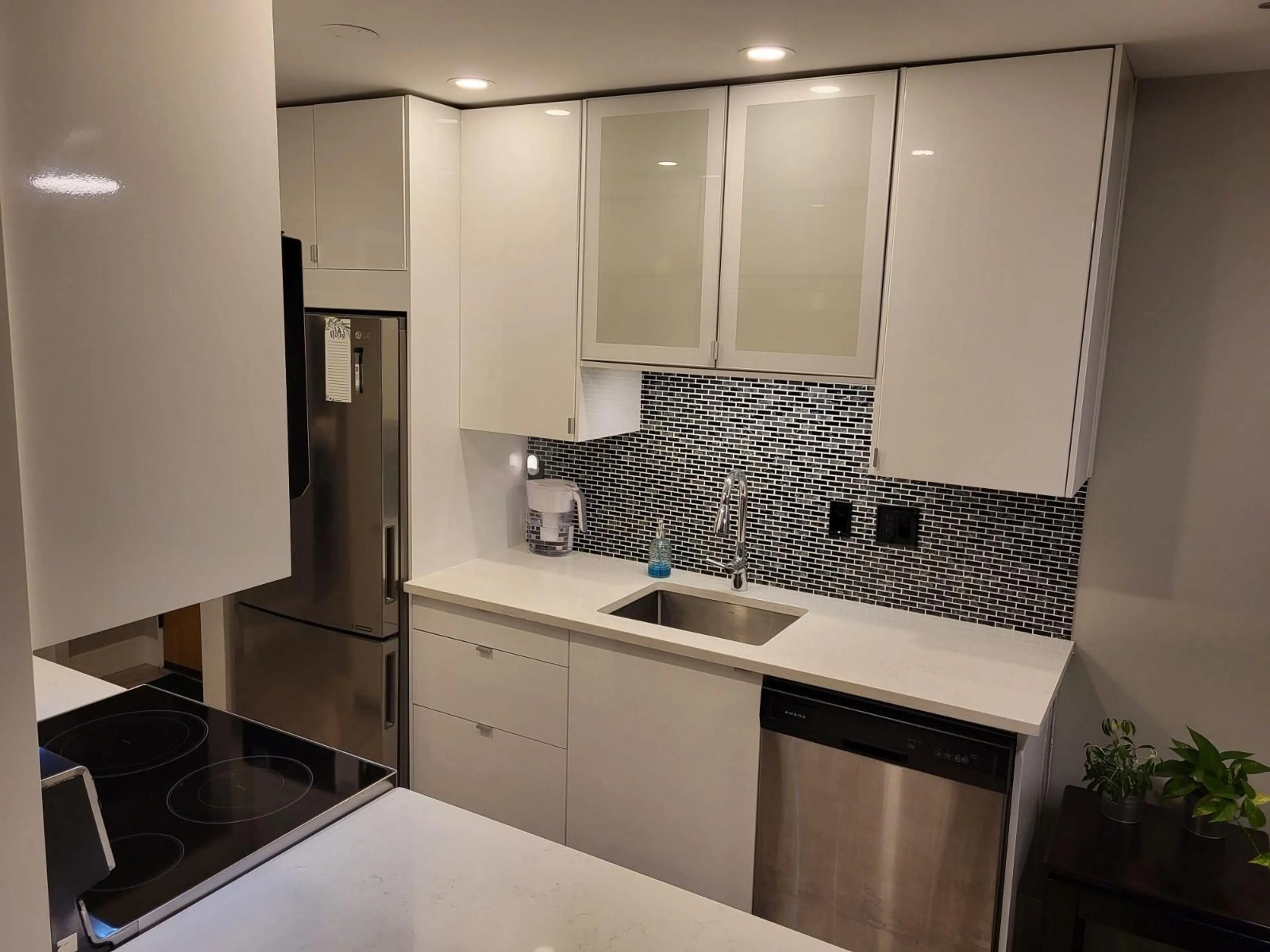 Standard kitchen, unknown for 106 - 45598 MCINTOSH DRIVE, Chilliwack British Columbia V2P7J3