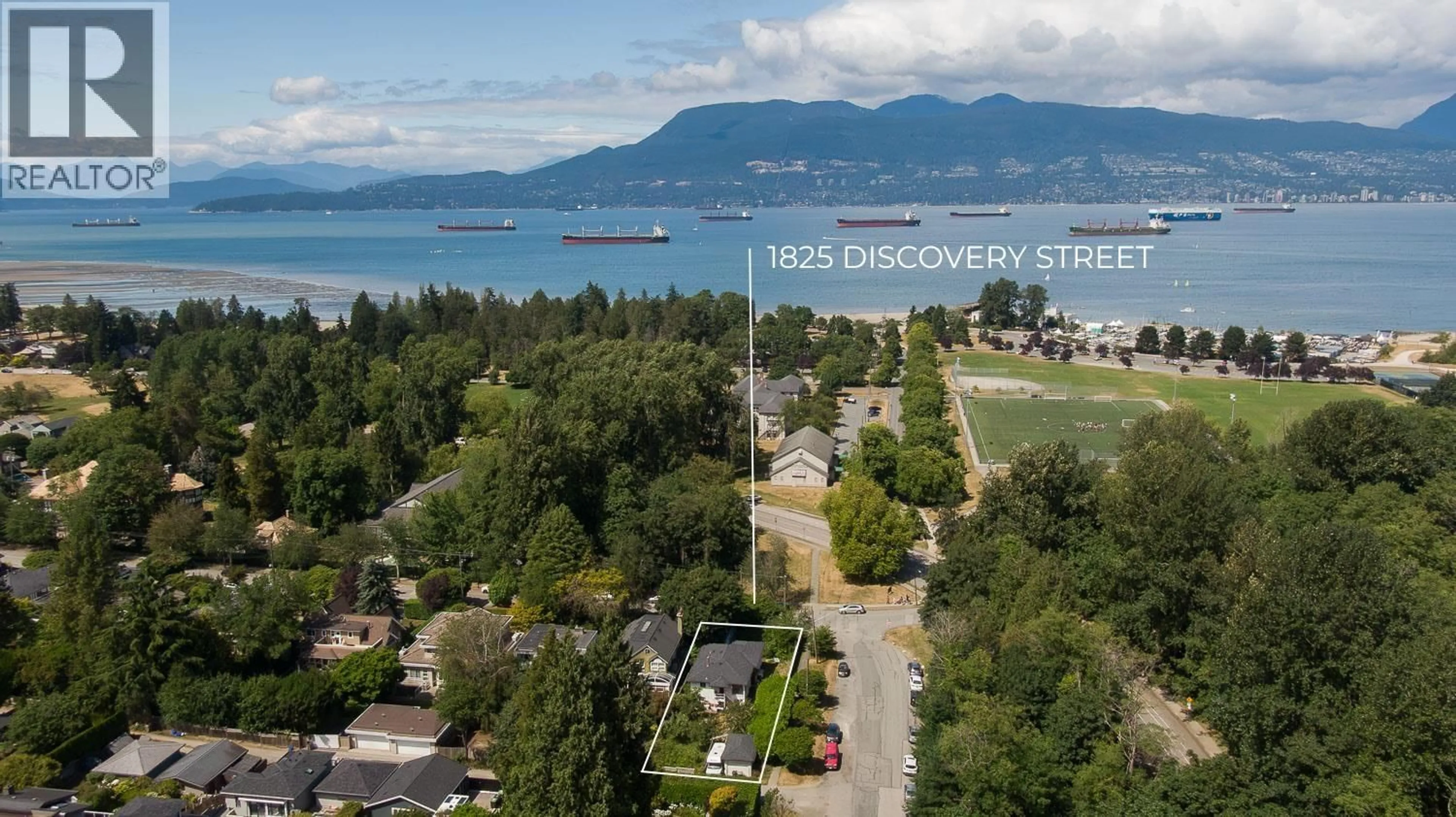 A pic from outside/outdoor area/front of a property/back of a property/a pic from drone, water/lake/river/ocean view for 1825 DISCOVERY STREET, Vancouver British Columbia V6R3Y3