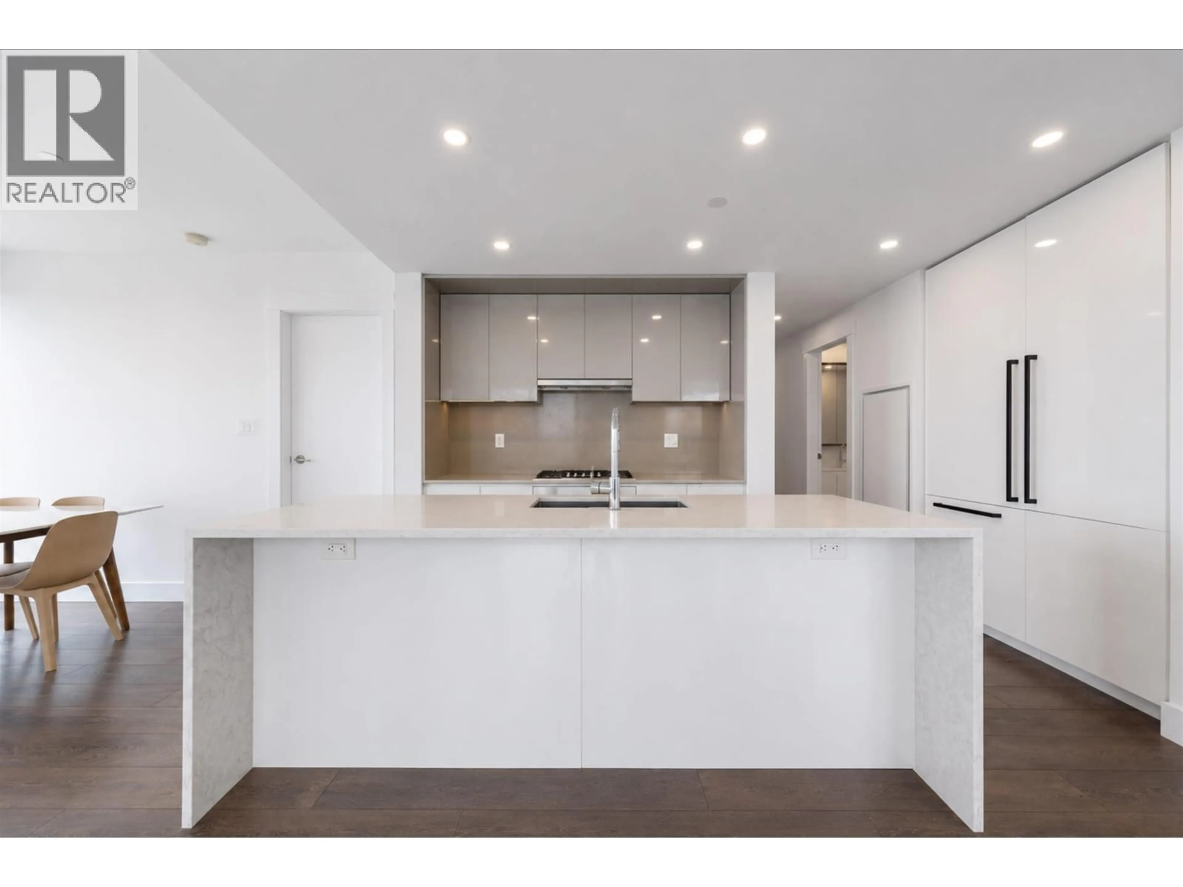 Open concept kitchen, unknown for 3108 - 4711 HAZEL STREET, Burnaby British Columbia V5H0J9