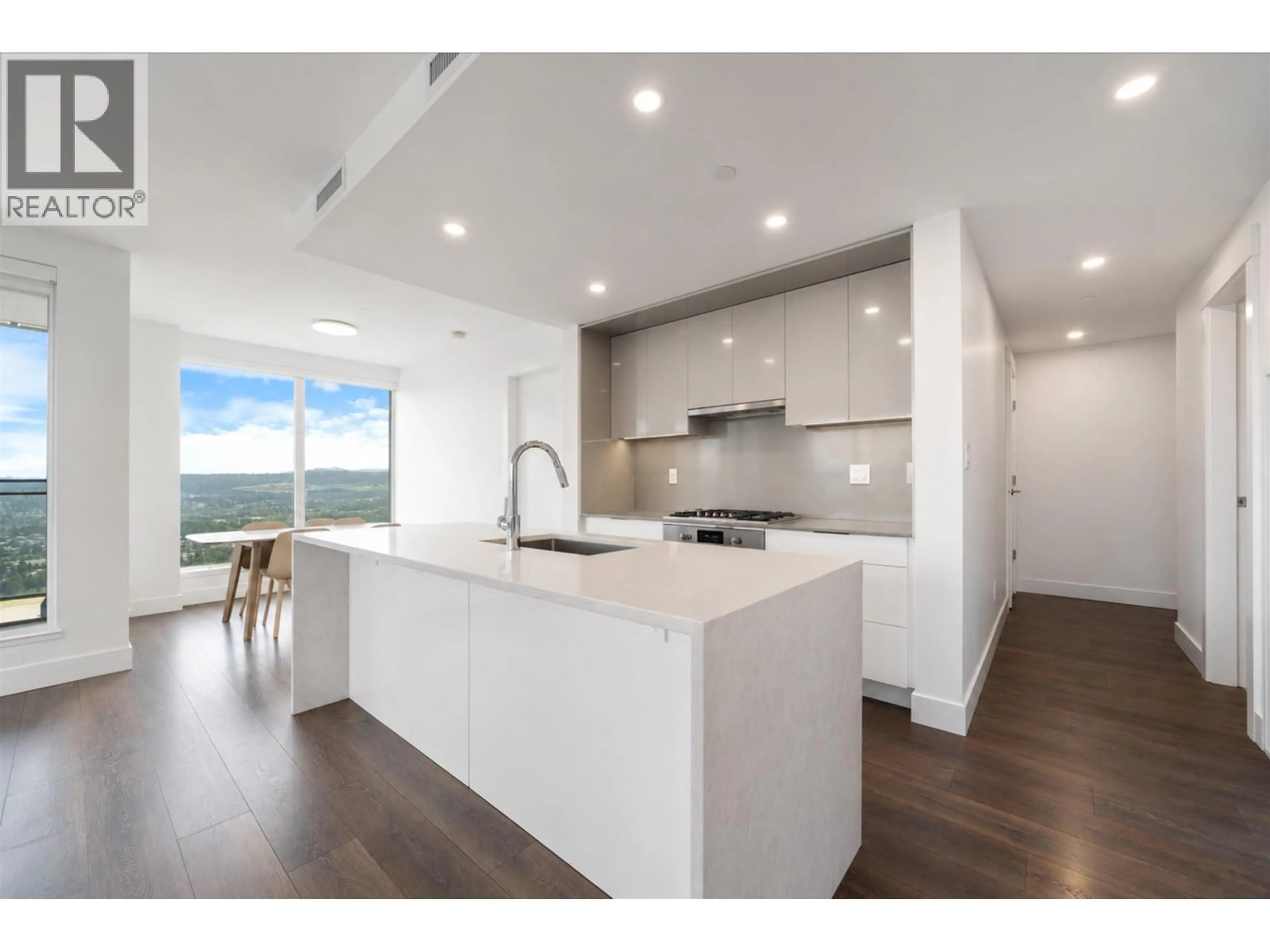Open concept kitchen, unknown for 3108 - 4711 HAZEL STREET, Burnaby British Columbia V5H0J9