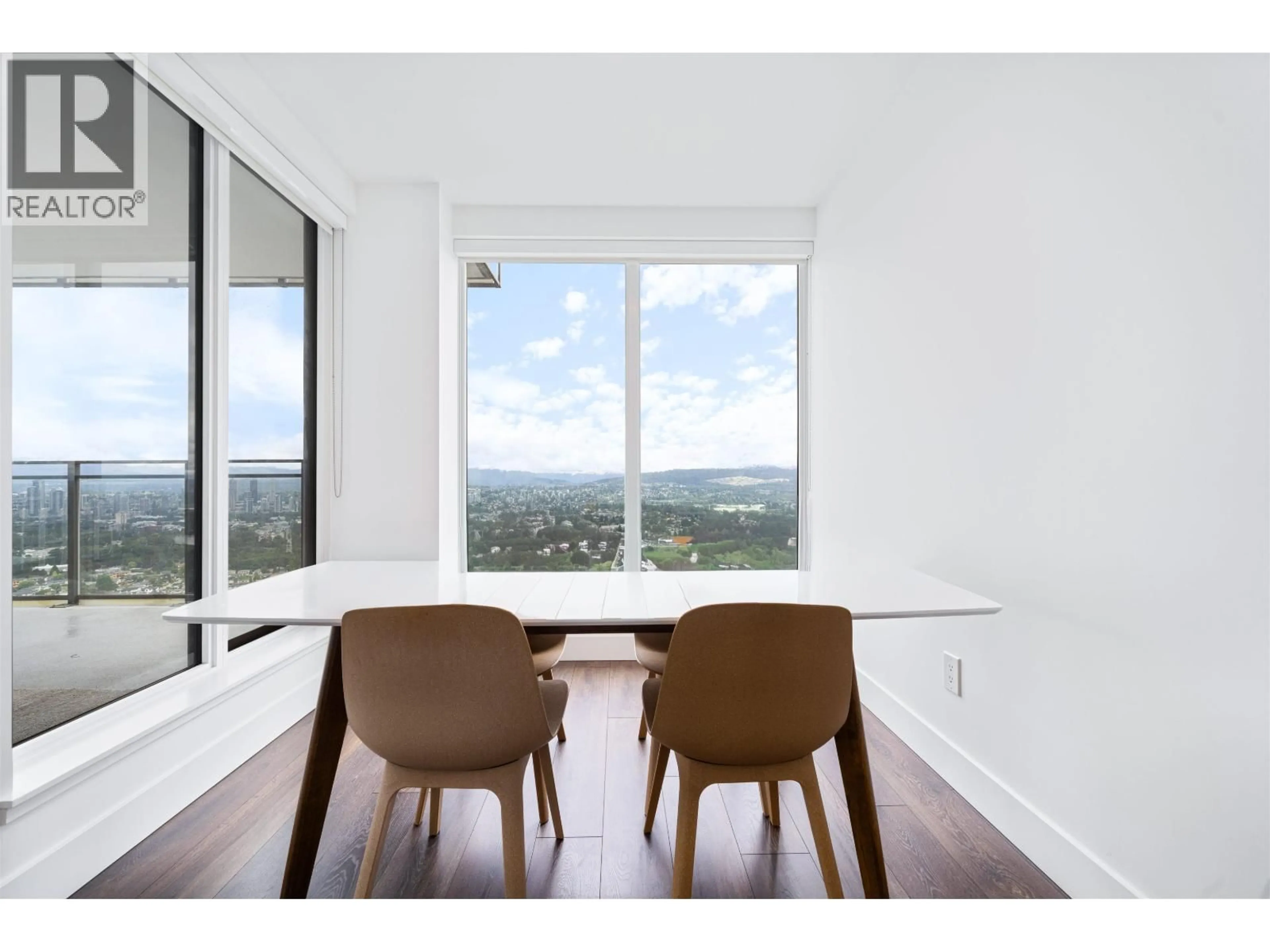 A pic of a room for 3108 - 4711 HAZEL STREET, Burnaby British Columbia V5H0J9