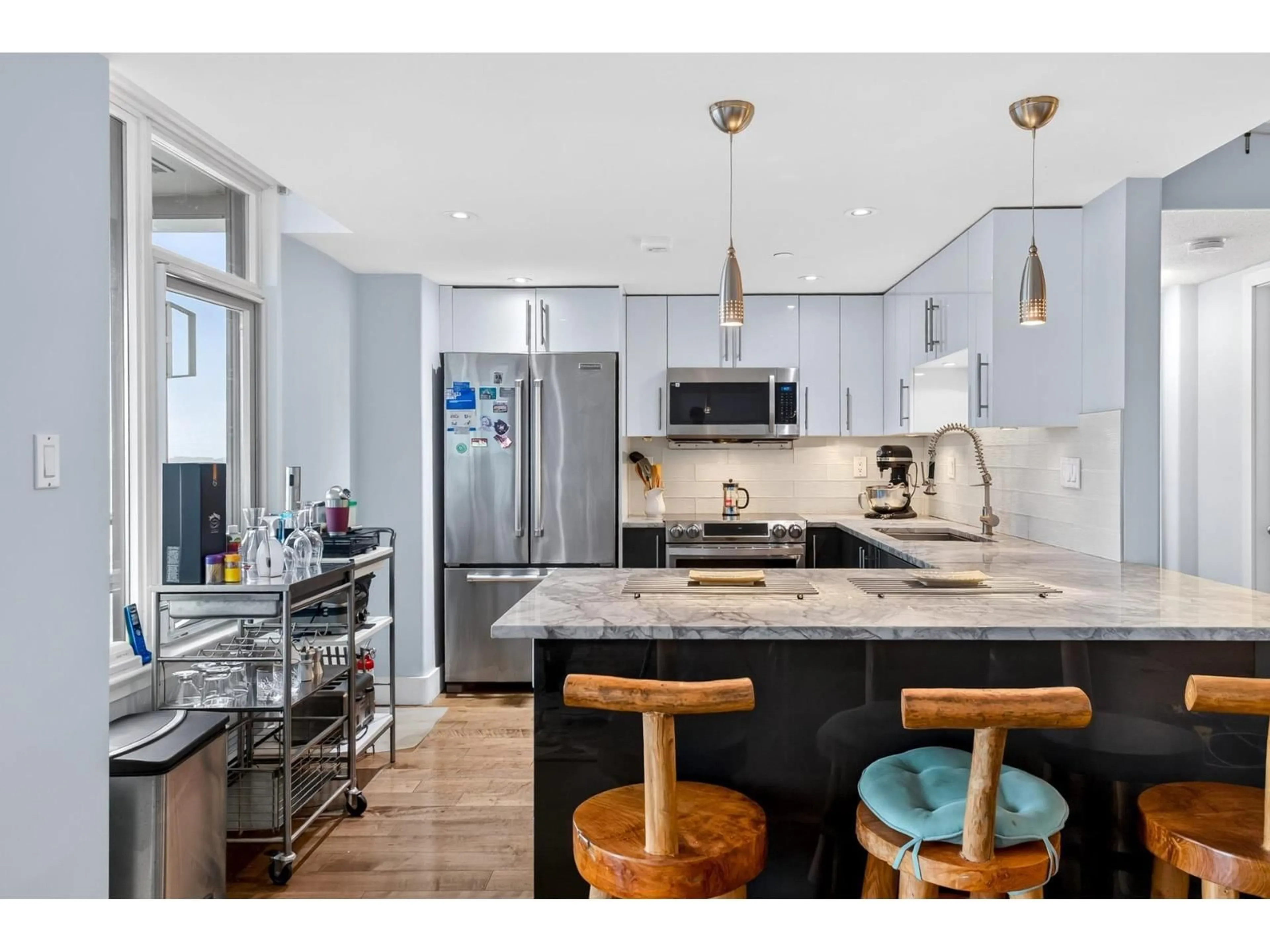 Open concept kitchen, unknown for 1904 - 13880 101 AVENUE, Surrey British Columbia V3T5T1