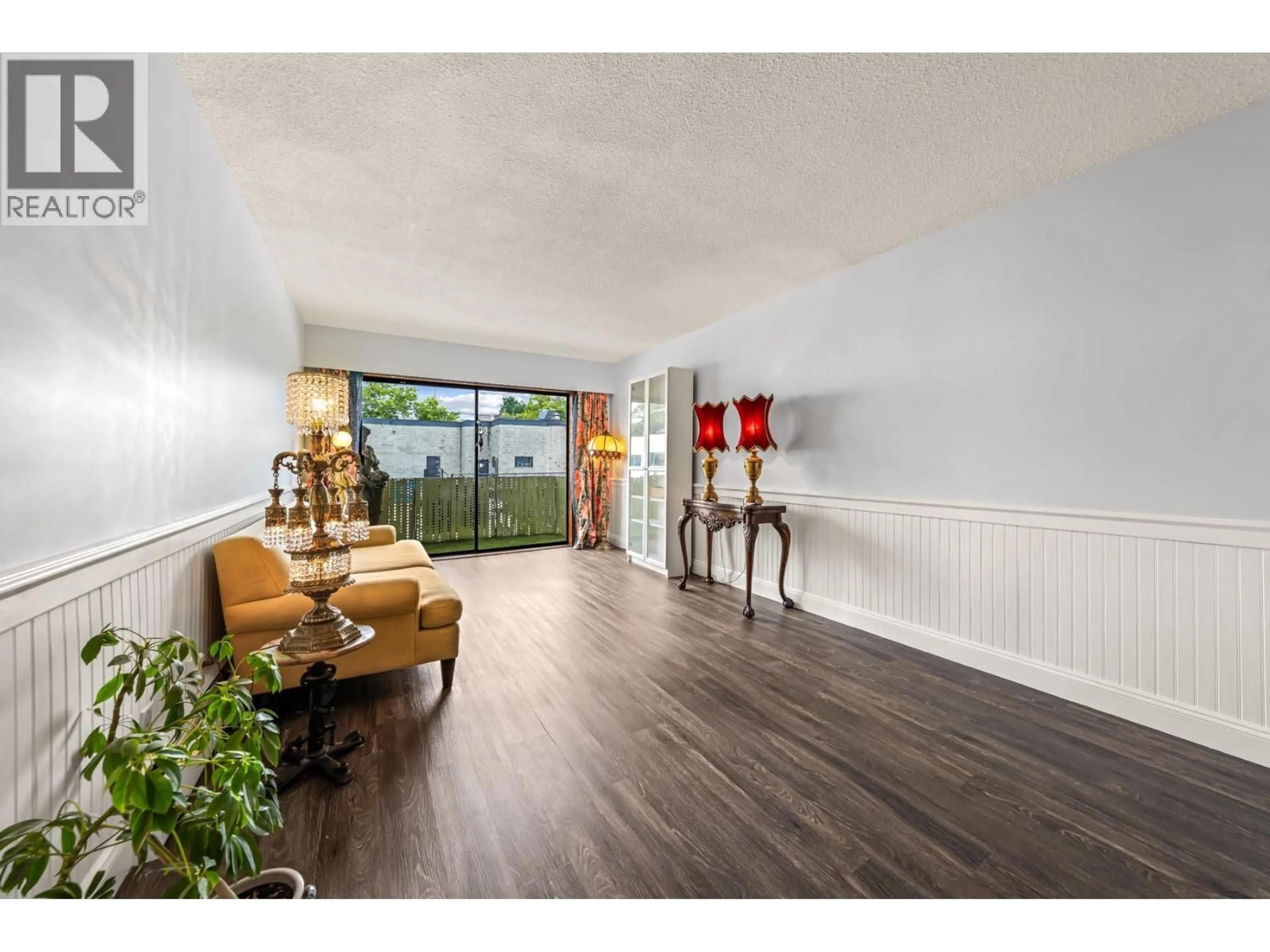 Unknown for 208 - 611 BLACKFORD STREET, New Westminster British Columbia V3M1R7