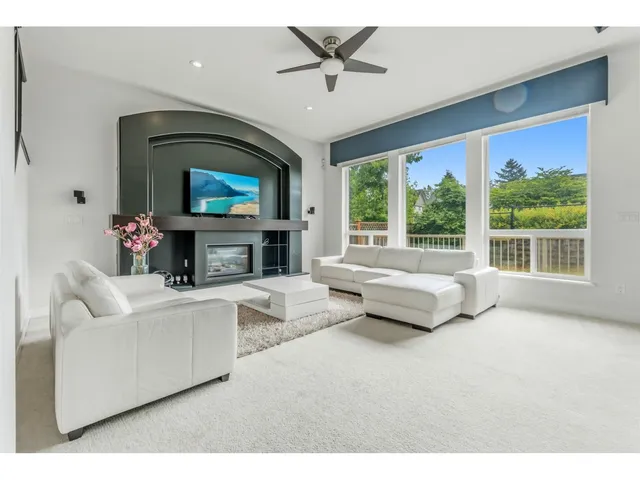 8256 TRONDHEIM DRIVE, Delta 3