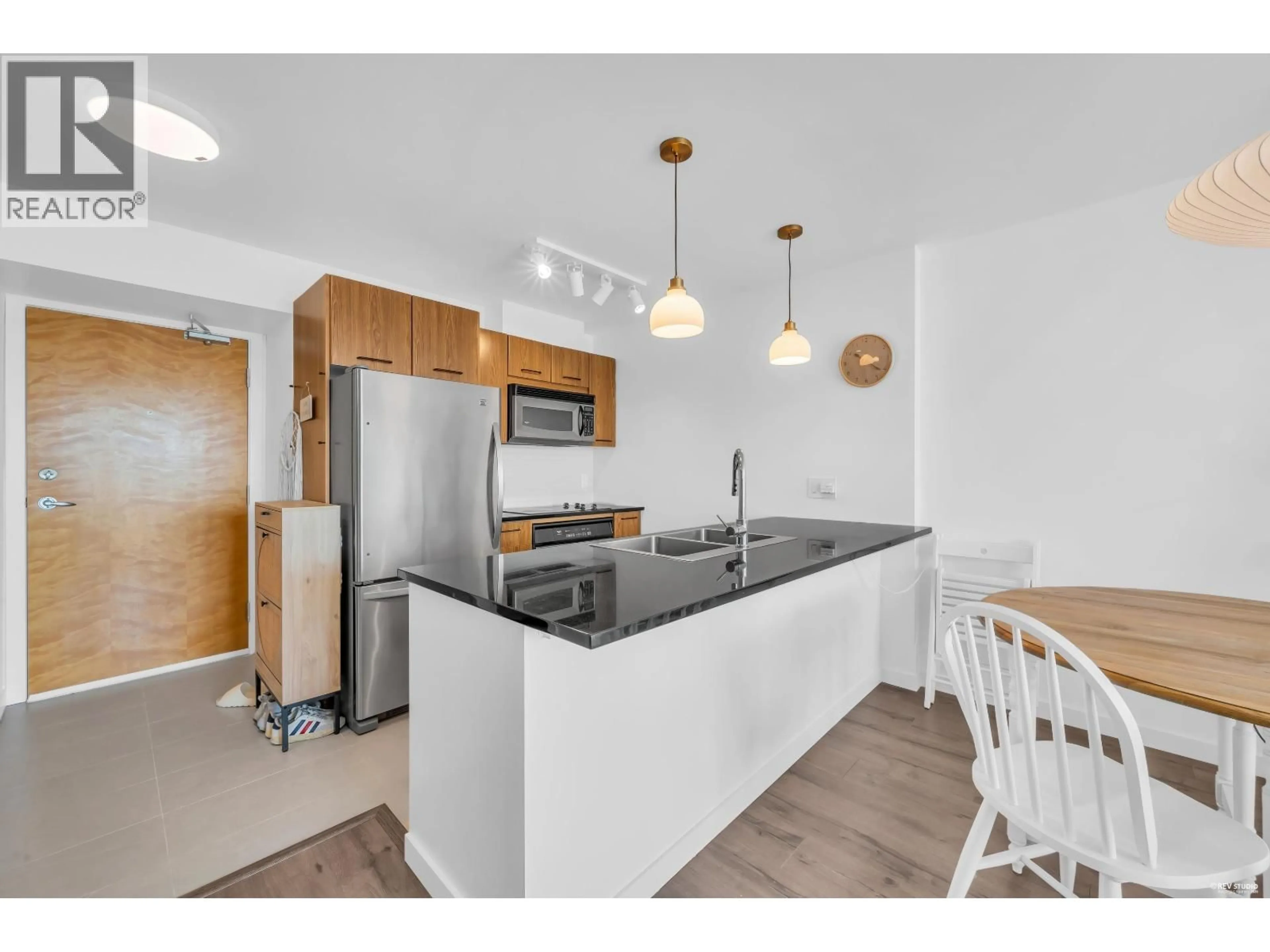 Open concept kitchen, unknown for 1705 - 1155 SEYMOUR STREET, Vancouver British Columbia V6B1K2
