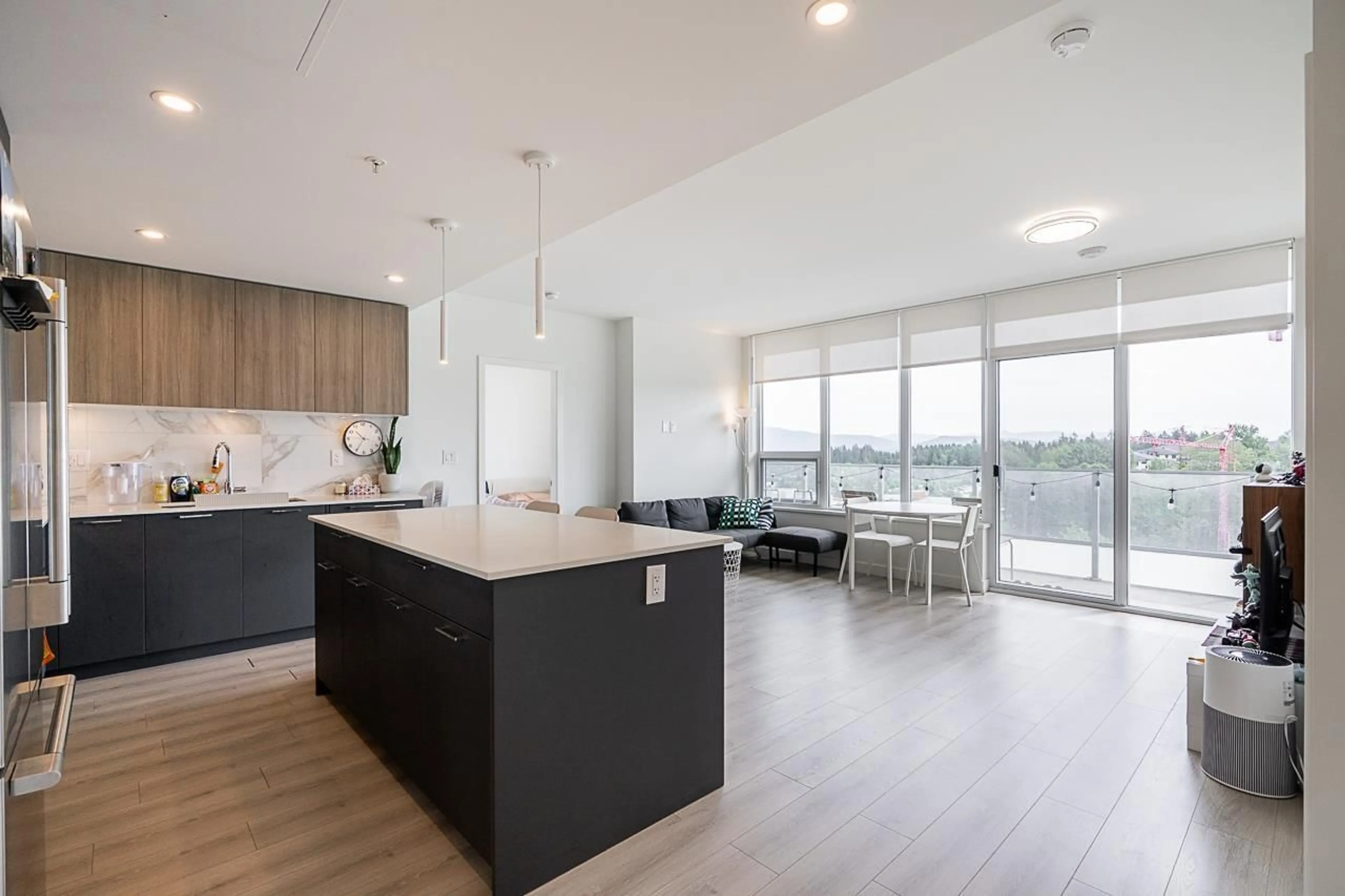 Open concept kitchen, unknown for 901 - 8551 201 STREET, Langley British Columbia V2Y3Y5