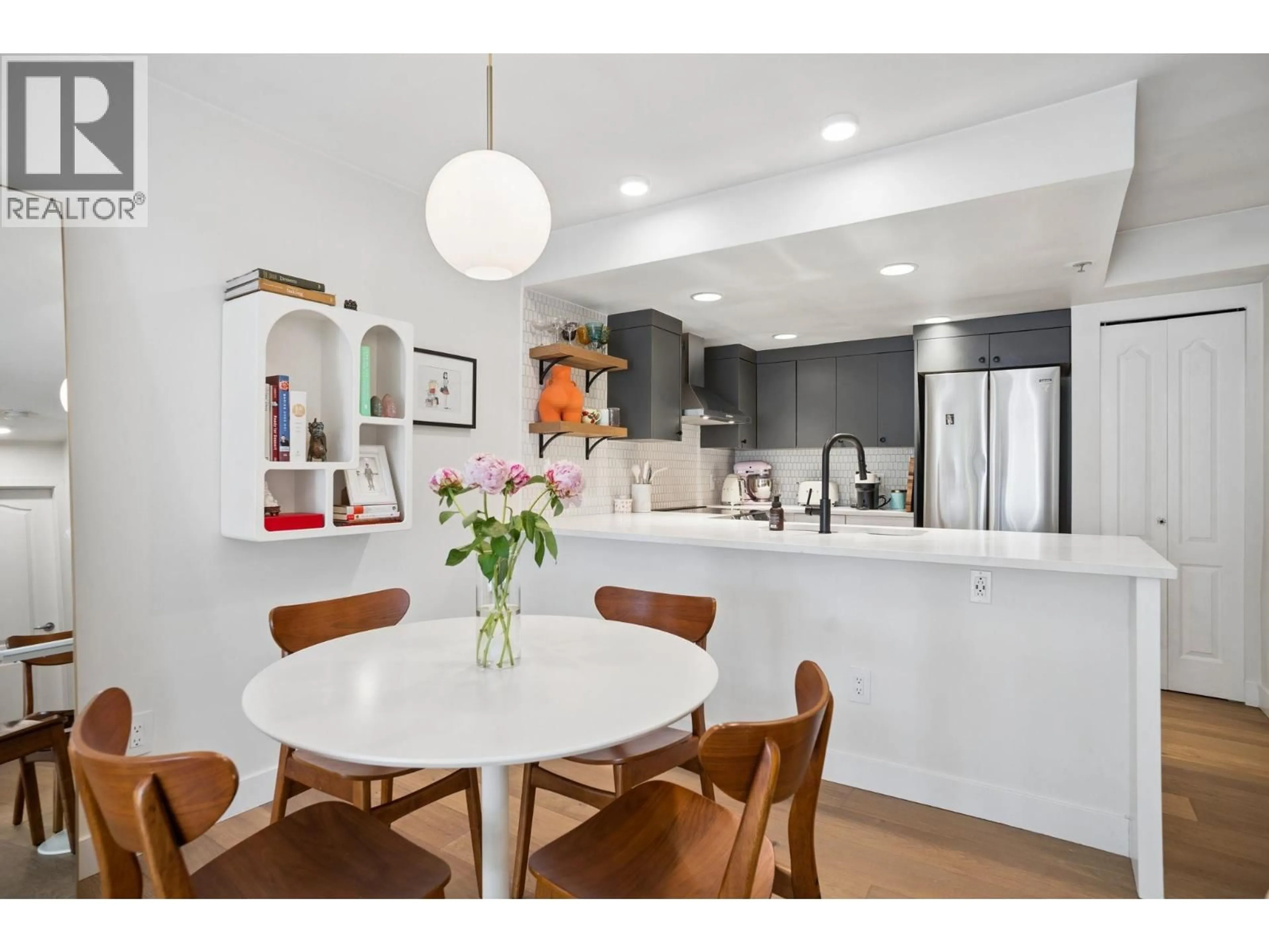 Open concept kitchen, unknown for 15 - 3036 4TH AVENUE, Vancouver British Columbia V6K1R4