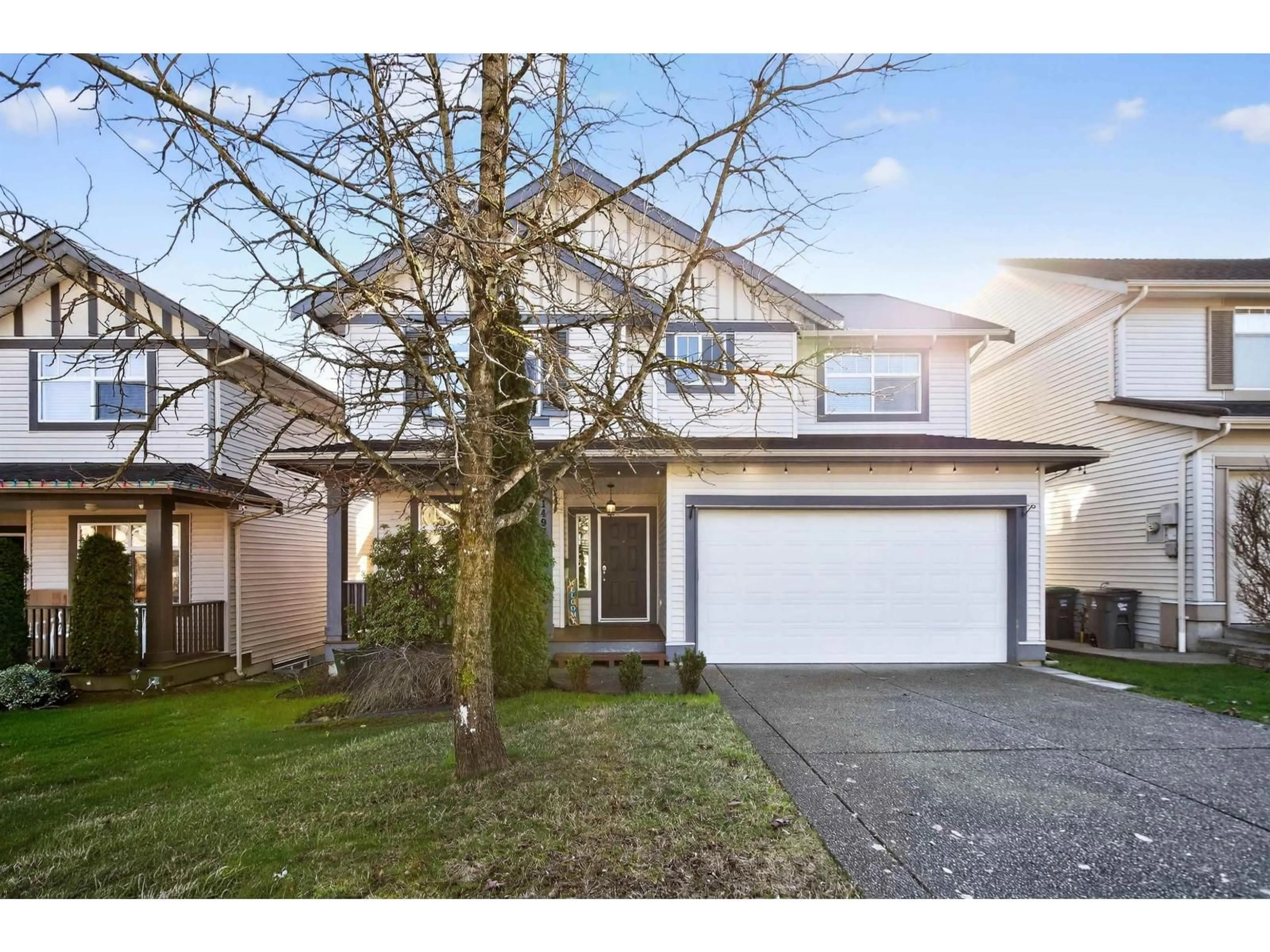 A pic from outside/outdoor area/front of a property/back of a property/a pic from drone, street for 14974 59 AVENUE, Surrey British Columbia V3S3W8